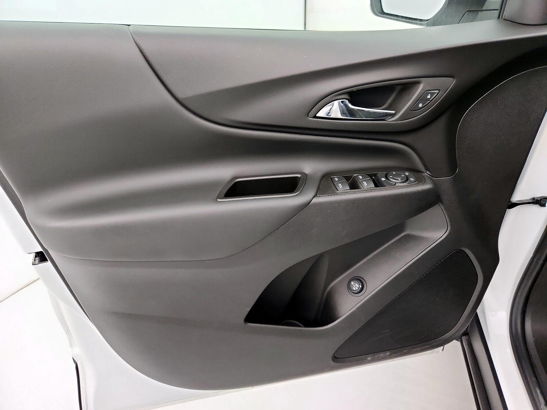 Thumbnail: 2024 Chevrolet Equinox - 12