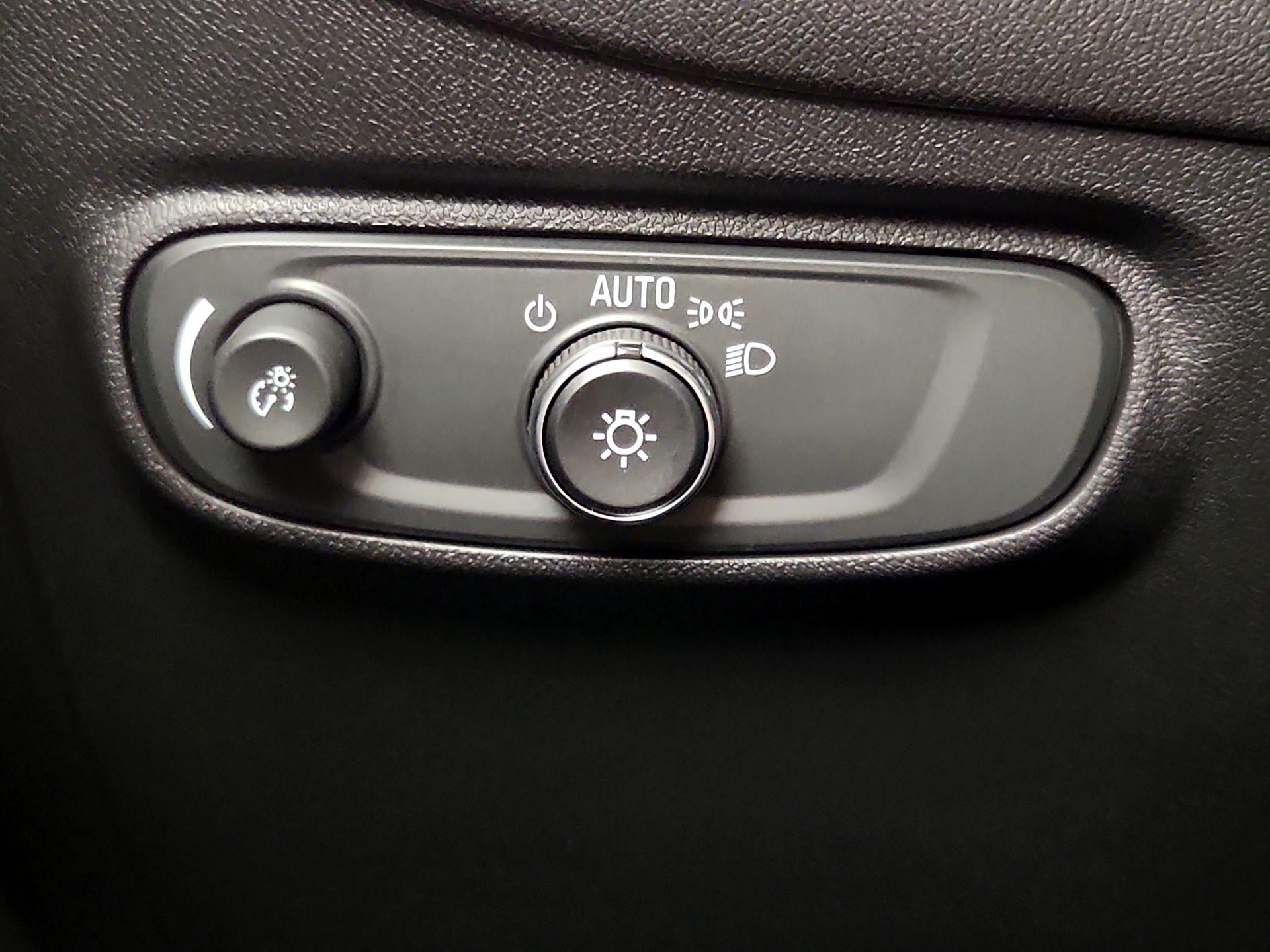 Thumbnail: 2024 Chevrolet Equinox - 13