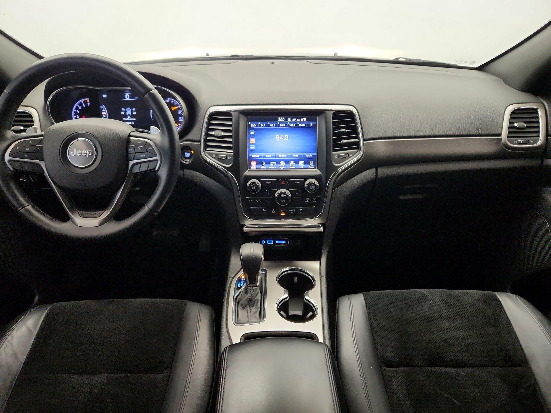 Thumbnail: 2017 Jeep Grand Cherokee - 9