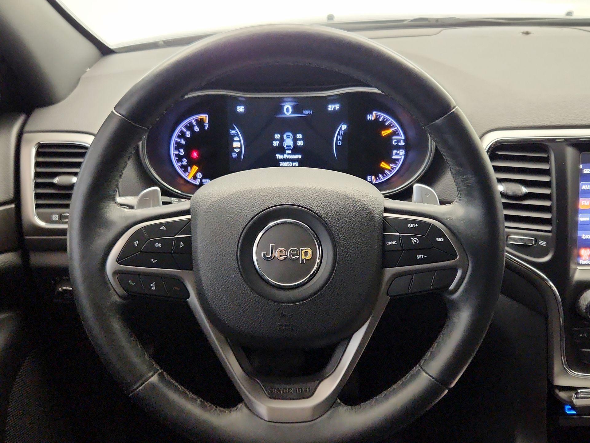 Thumbnail: 2017 Jeep Grand Cherokee - 10