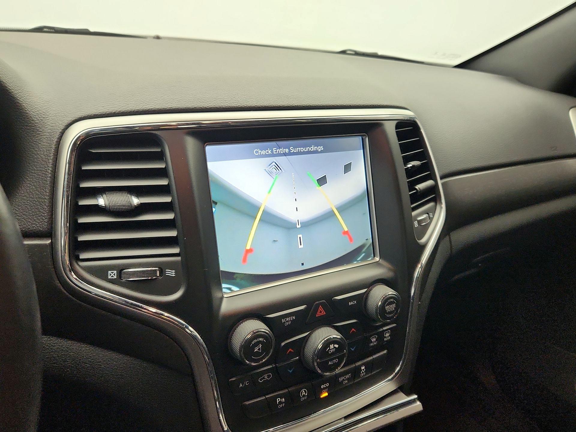 Thumbnail: 2017 Jeep Grand Cherokee - 14