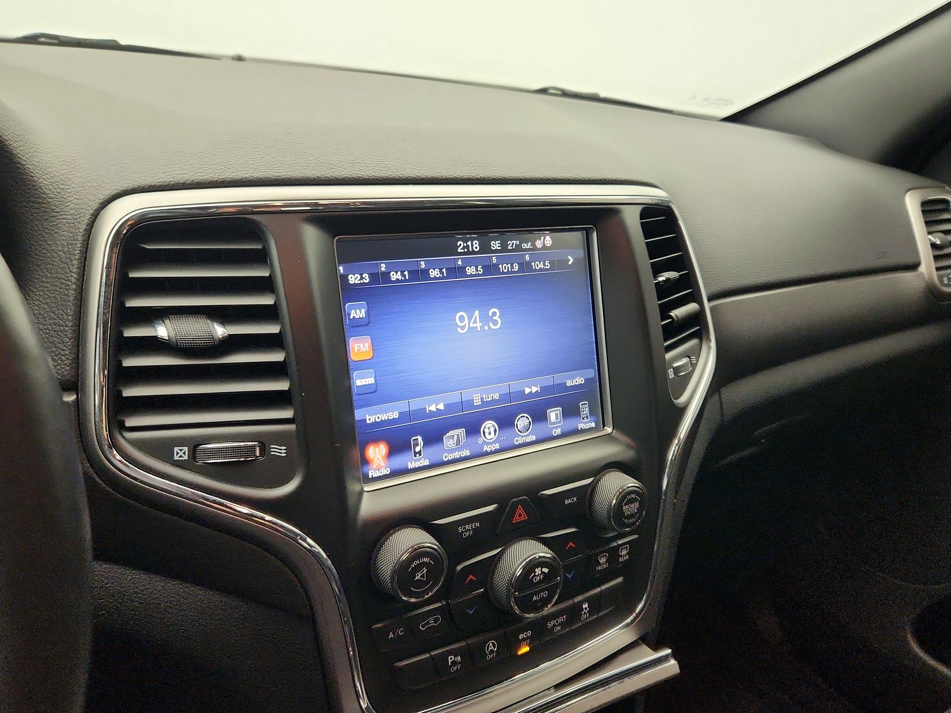 Thumbnail: 2017 Jeep Grand Cherokee - 15