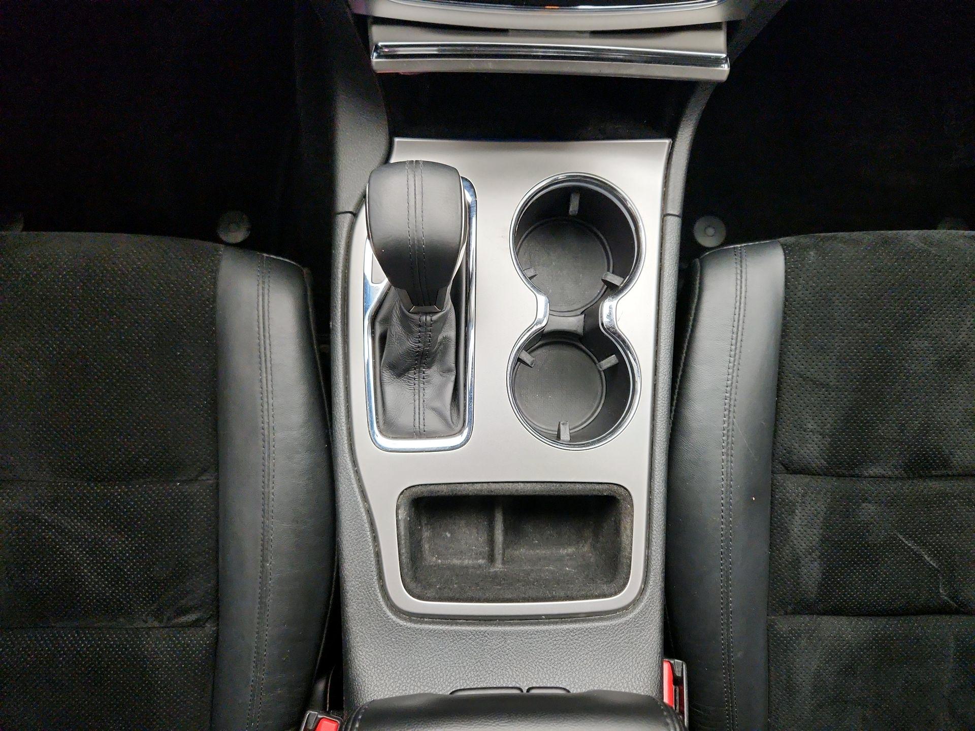 Thumbnail: 2017 Jeep Grand Cherokee - 17