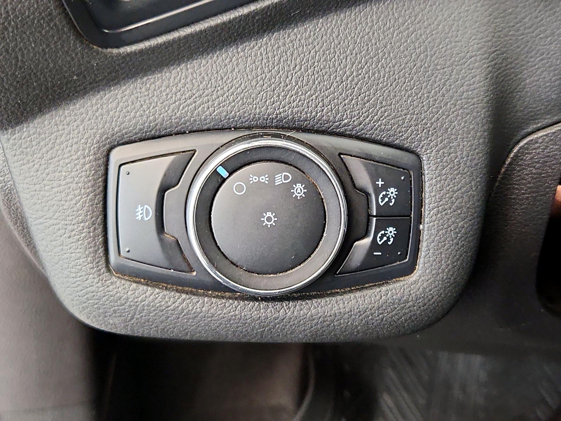 Thumbnail: 2014 Ford Escape - 13