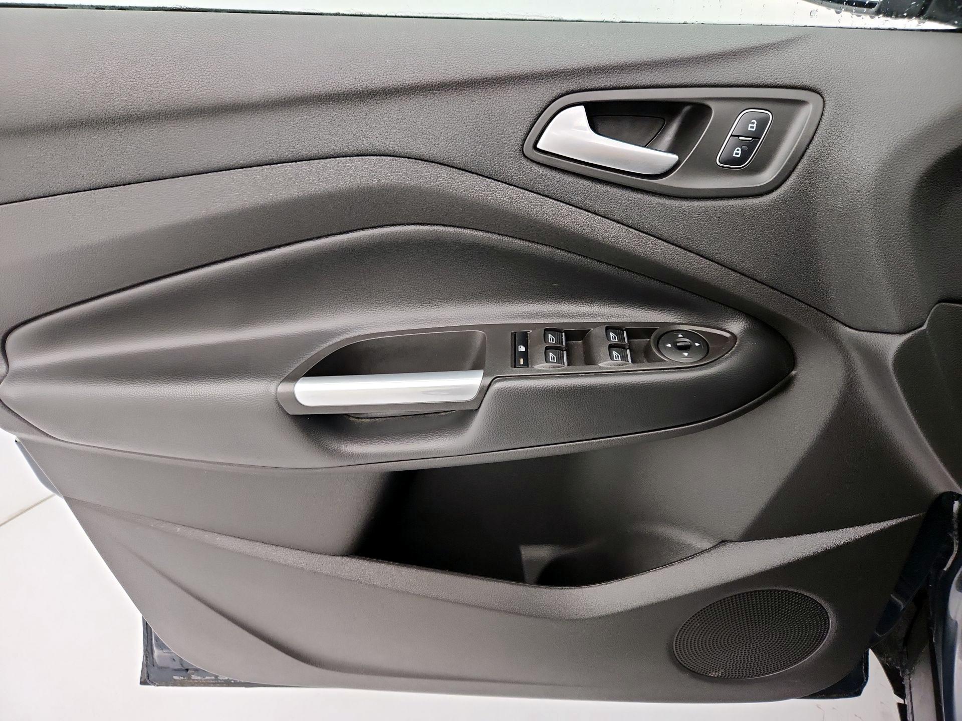 Thumbnail: 2019 Ford Escape - 12