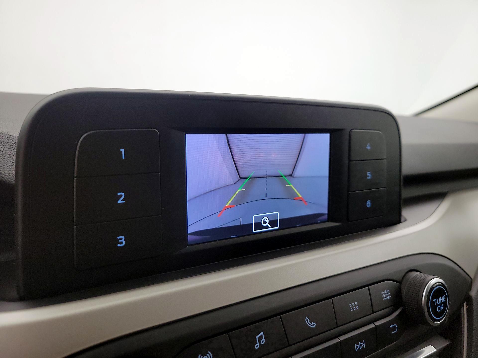 Thumbnail: 2021 Ford Escape - 14