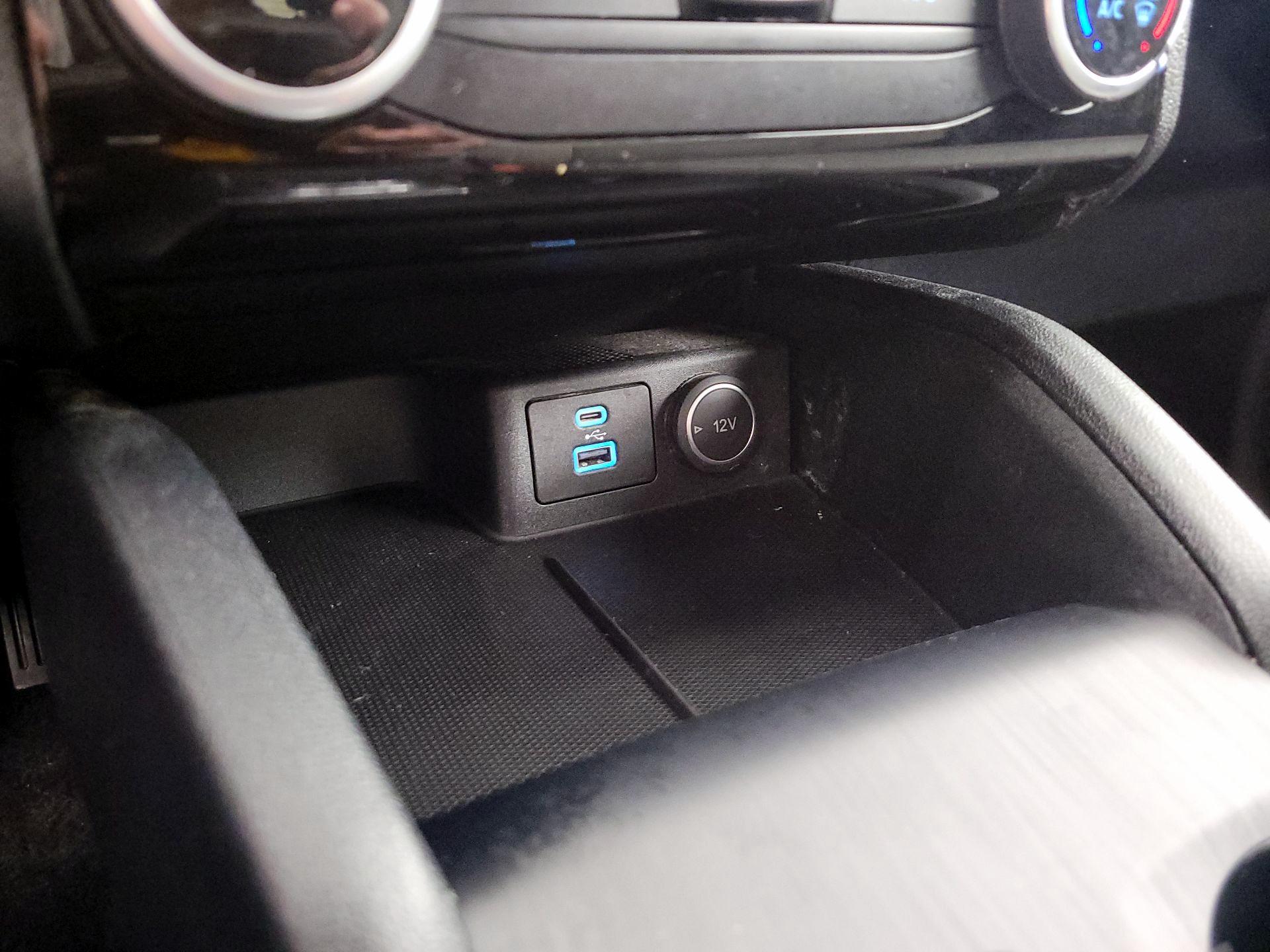 Thumbnail: 2021 Ford Escape - 18