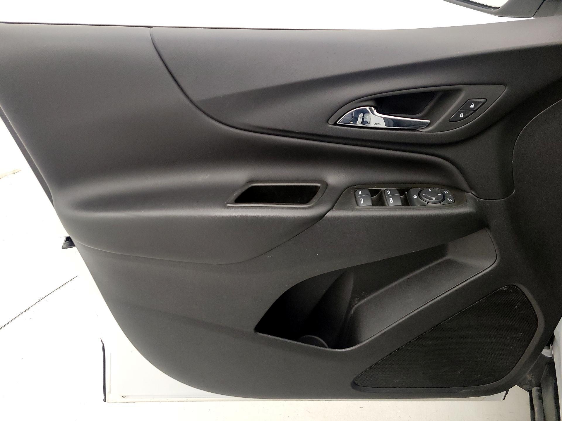 Thumbnail: 2023 Chevrolet Equinox - 12