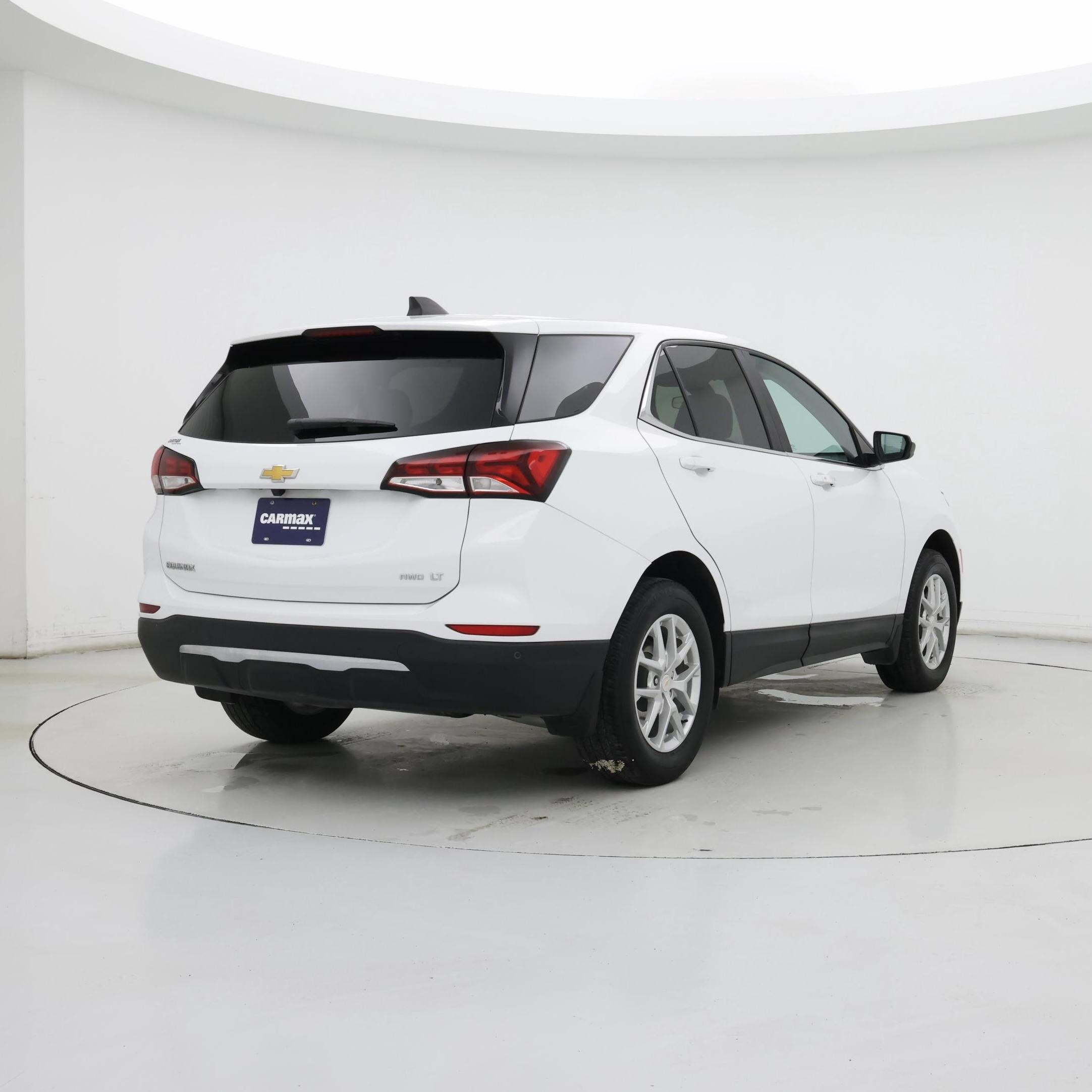 Thumbnail: 2023 Chevrolet Equinox - 8