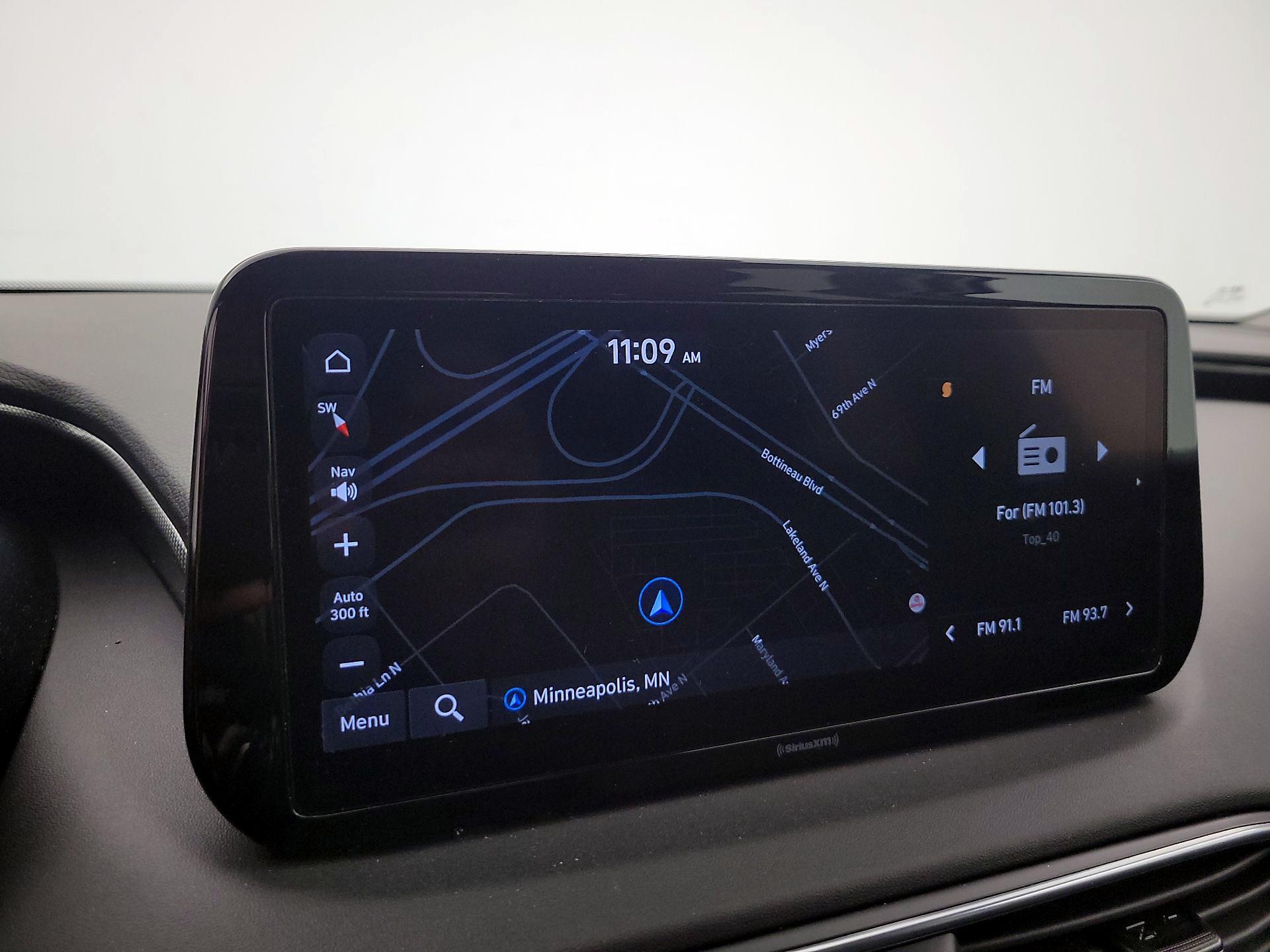 Thumbnail: 2023 Hyundai Santa Fe - 14