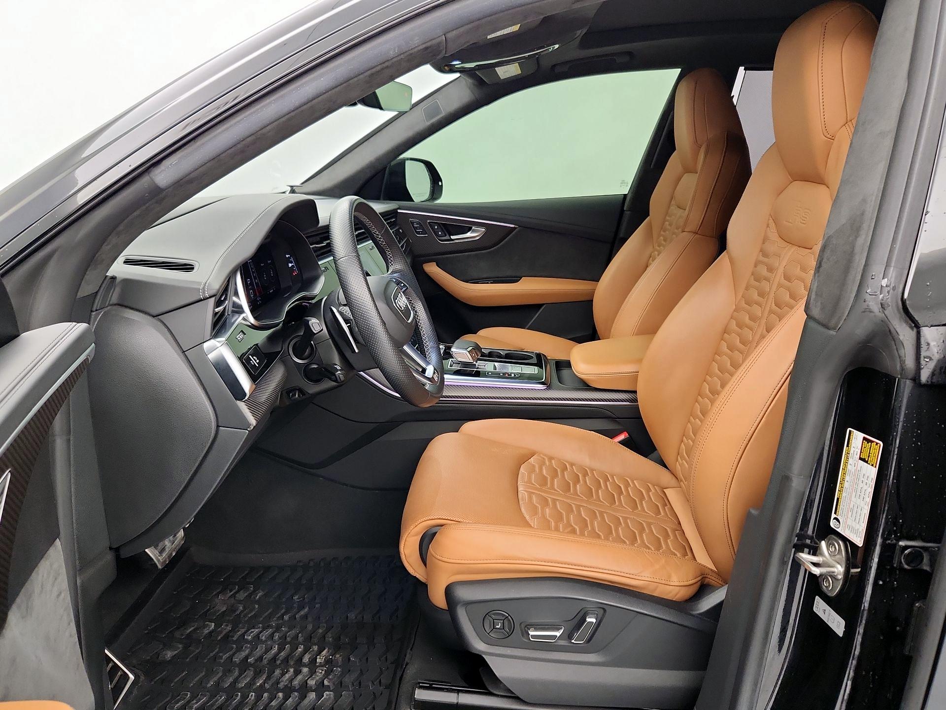 Thumbnail: 2021 Audi RS Q8 - 11