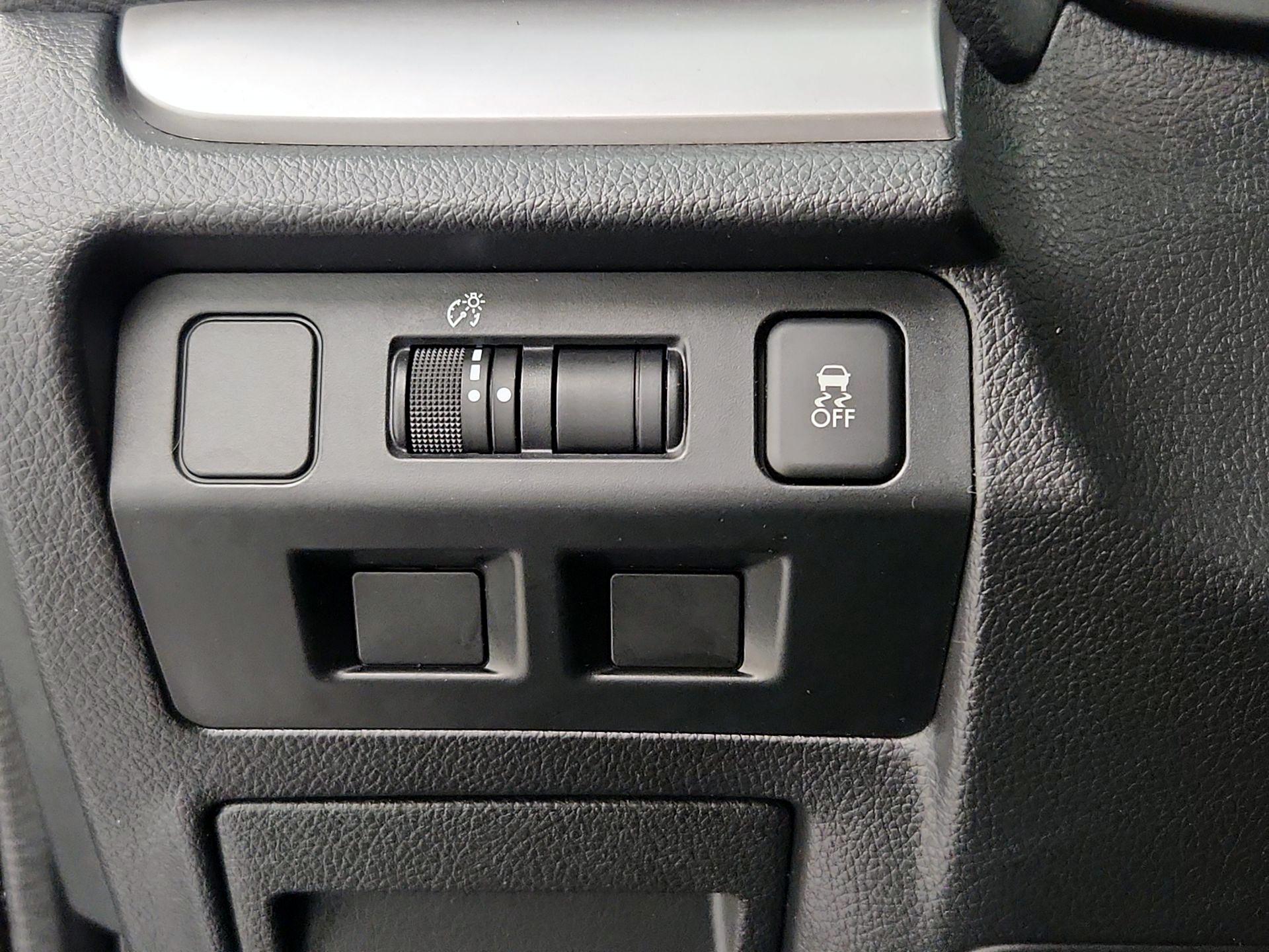 Thumbnail: 2017 Subaru Forester - 13