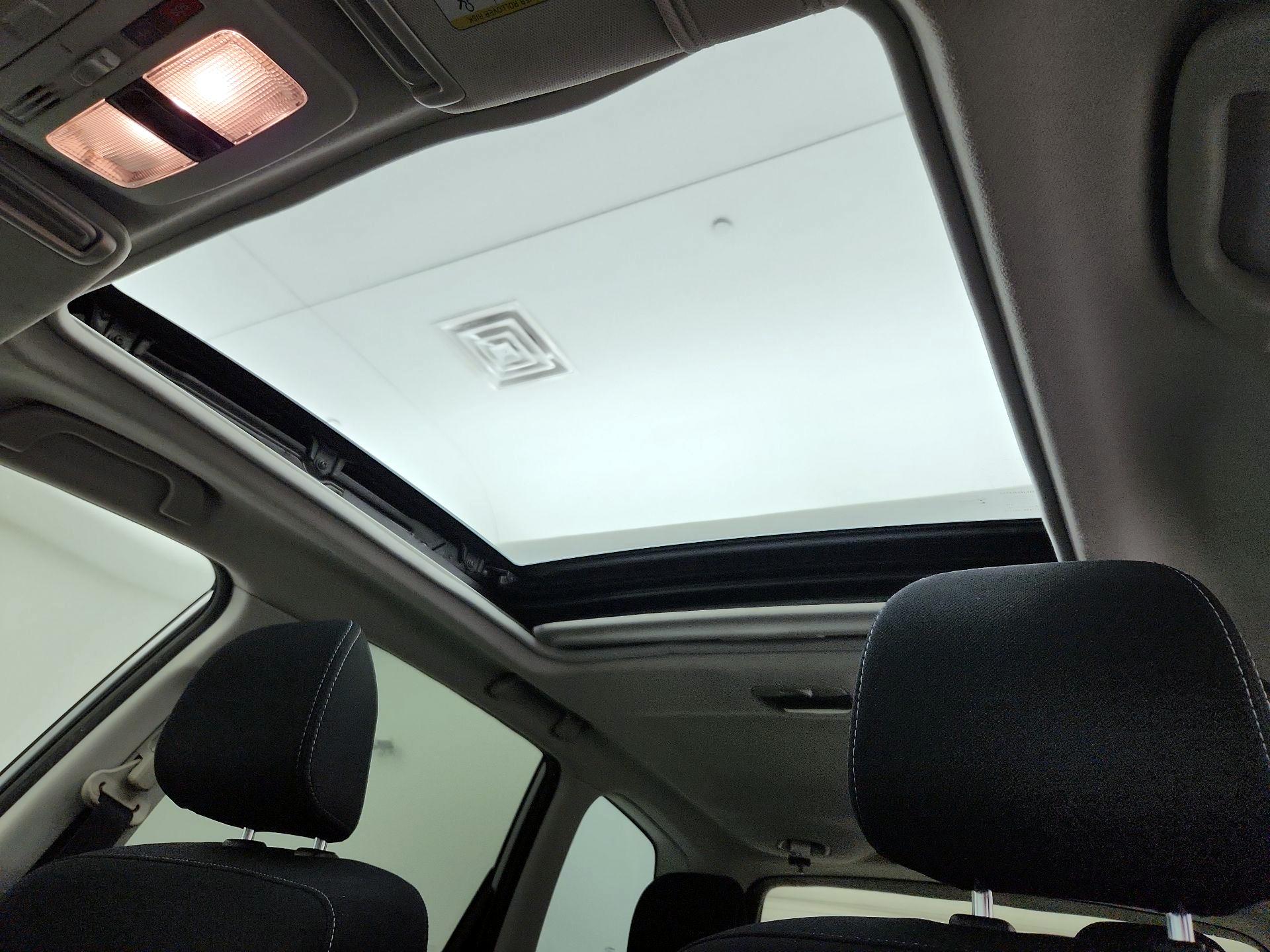 Thumbnail: 2017 Subaru Forester - 19