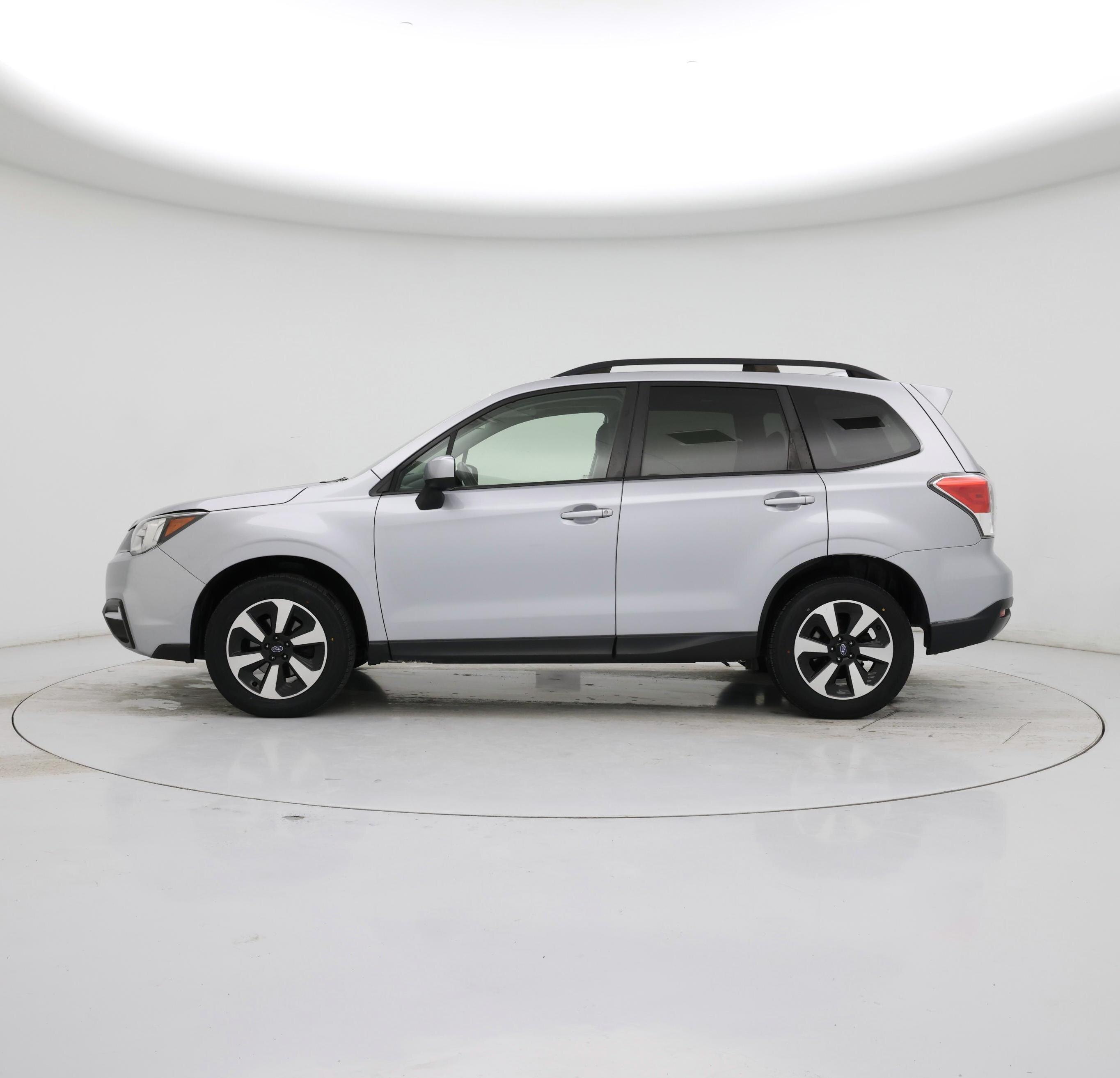 Thumbnail: 2017 Subaru Forester - 3