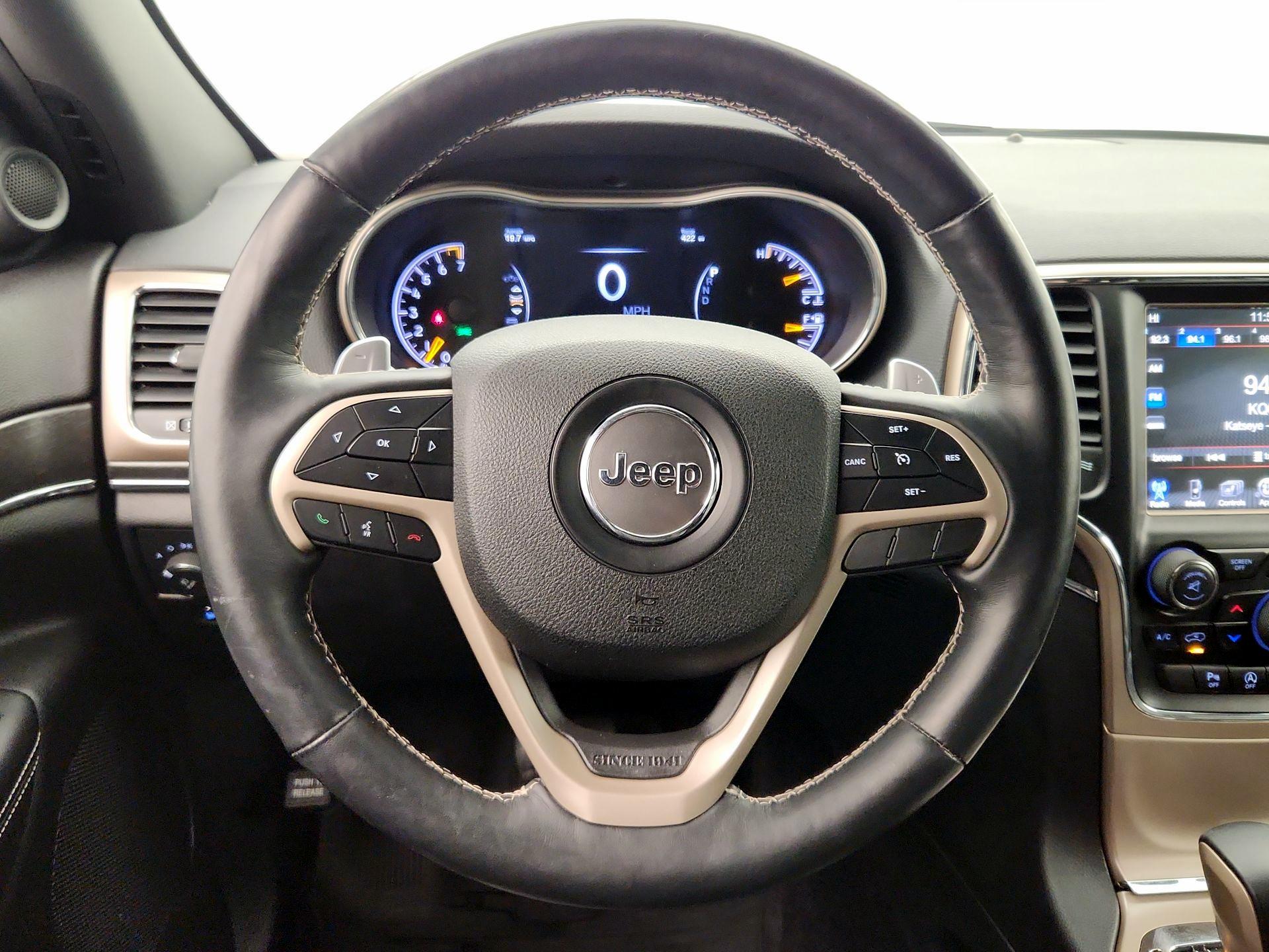 Thumbnail: 2017 Jeep Grand Cherokee - 10