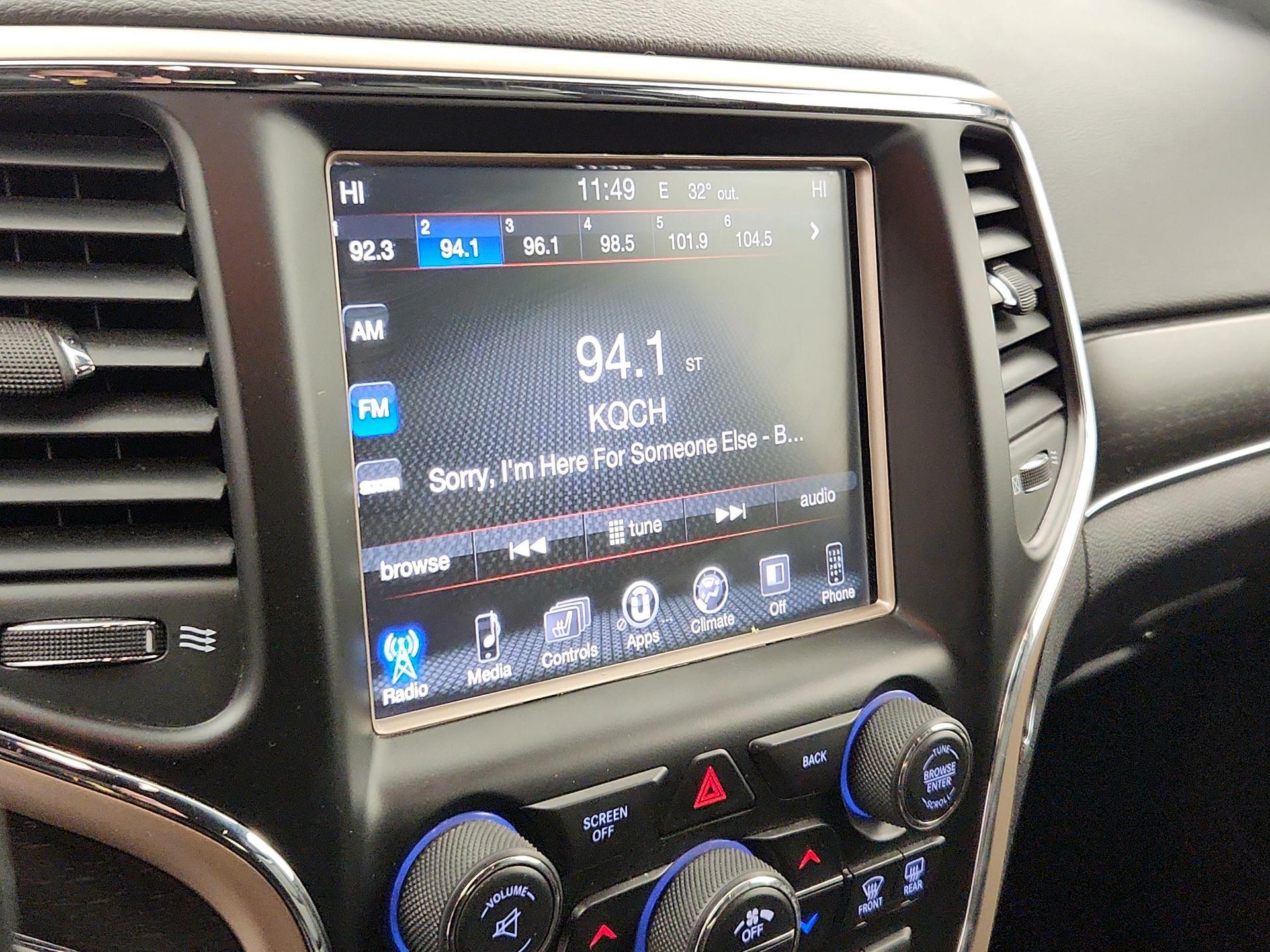 Thumbnail: 2017 Jeep Grand Cherokee - 15