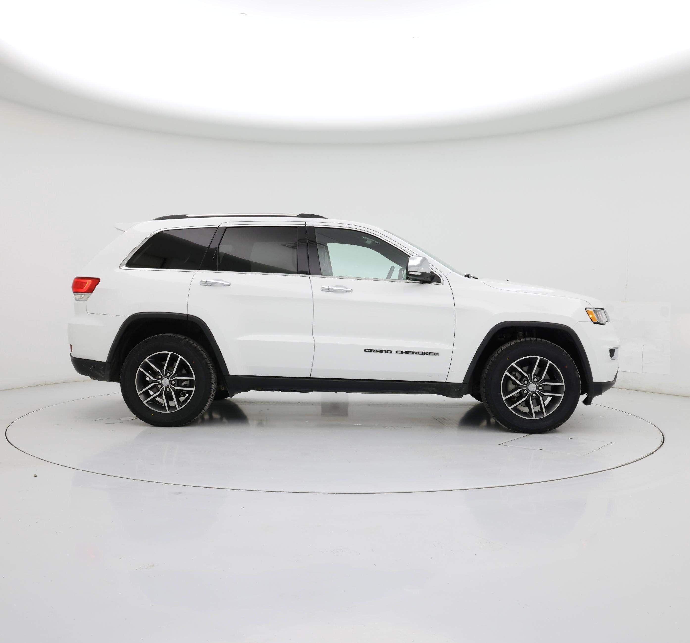 Thumbnail: 2017 Jeep Grand Cherokee - 7