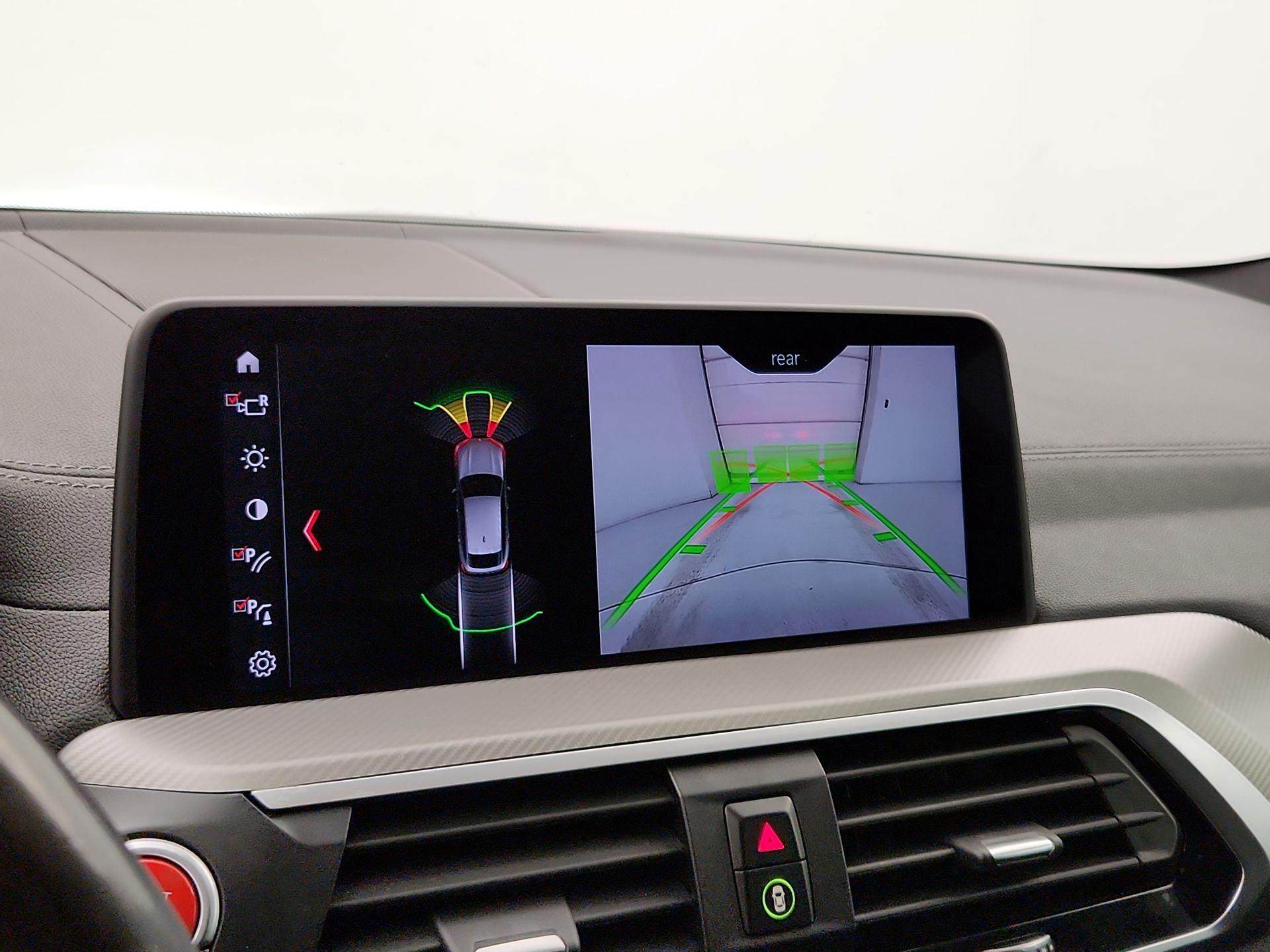 Thumbnail: 2020 BMW X4 - 14