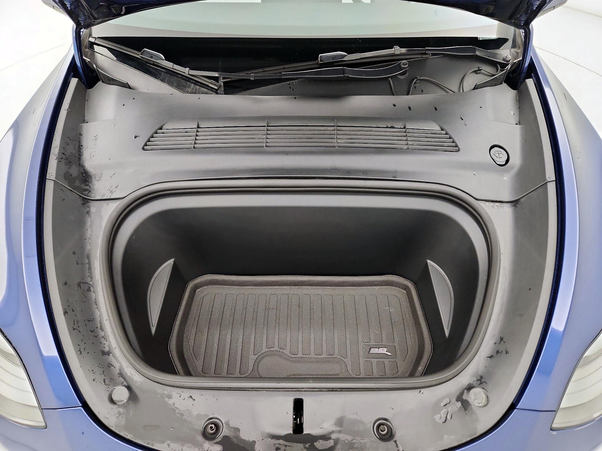 Thumbnail: 2023 Tesla Model Y - 20