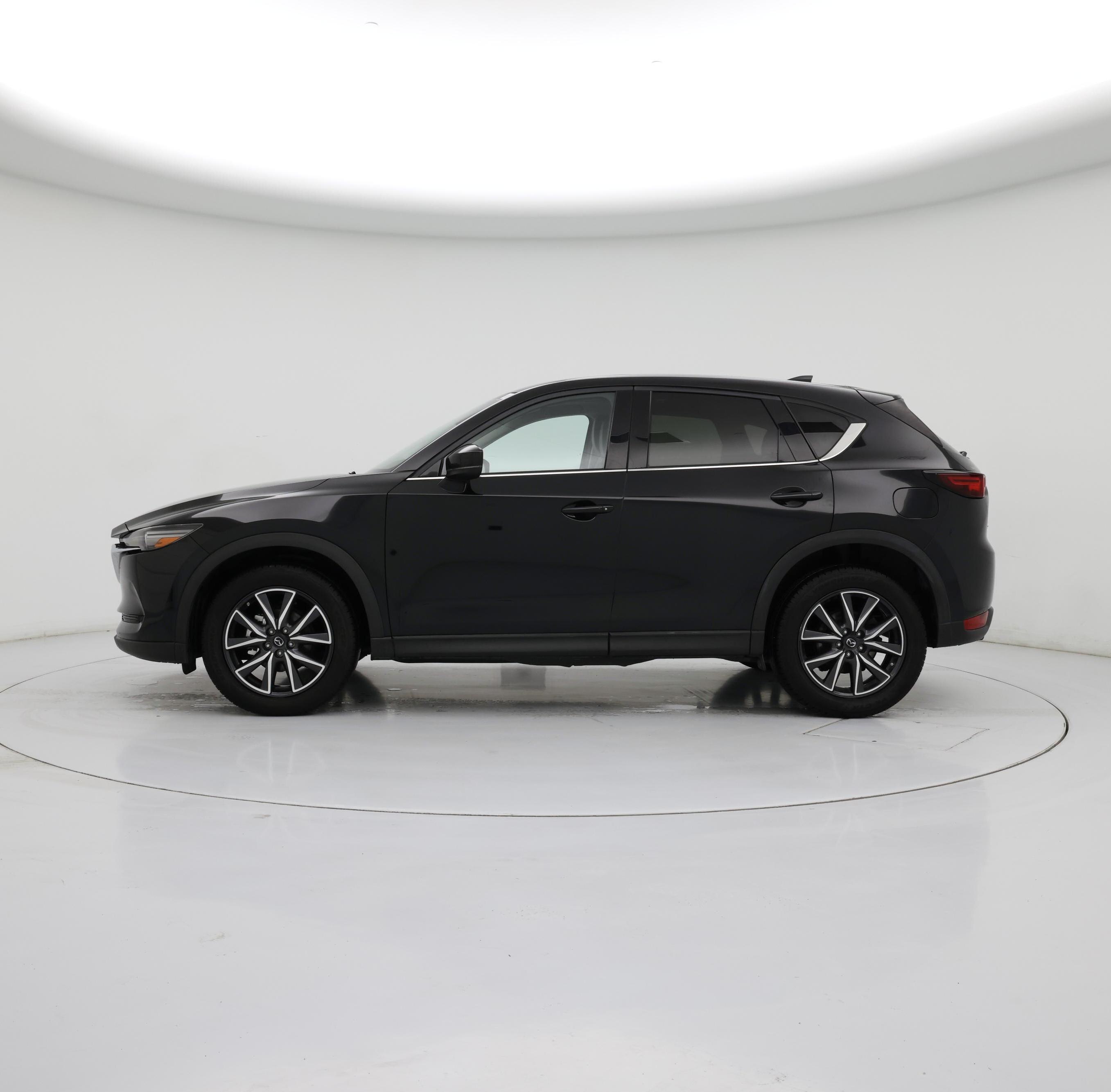 Thumbnail: 2018 Mazda CX-5 - 3