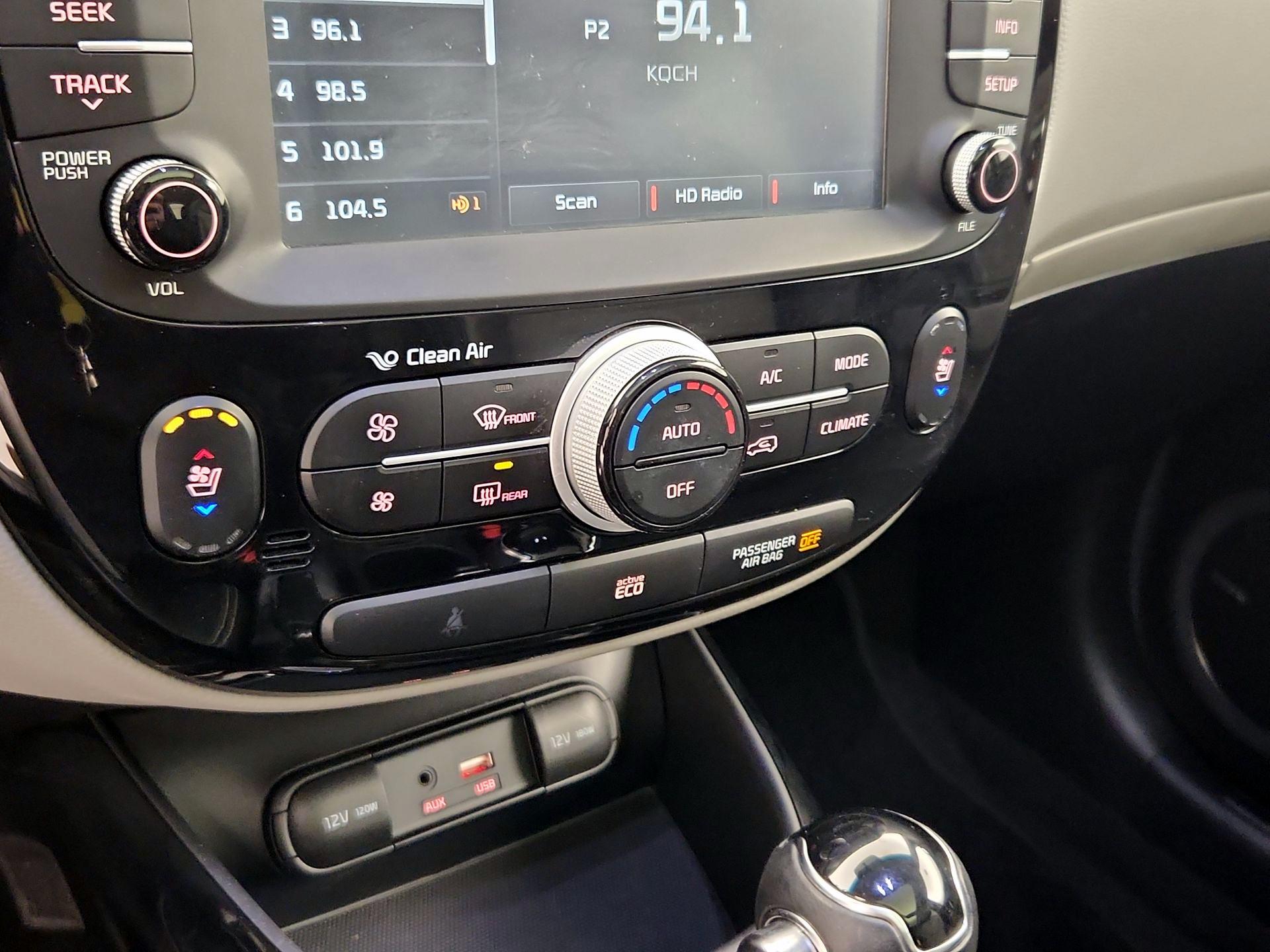 Thumbnail: 2016 Kia Soul - 17