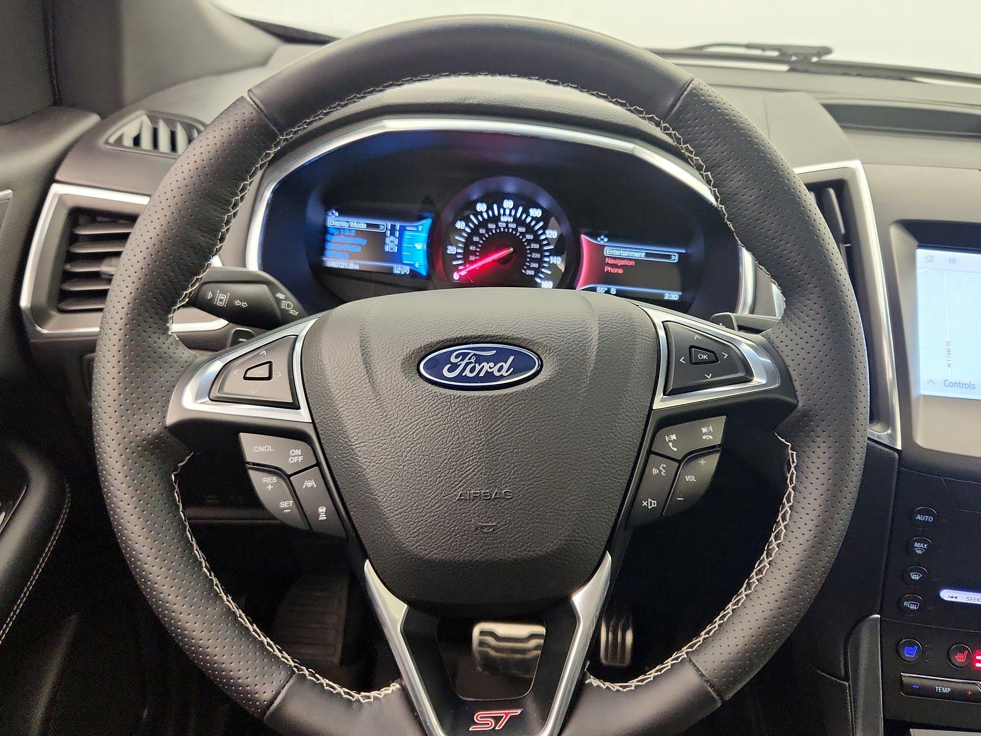 Thumbnail: 2020 Ford Edge - 10