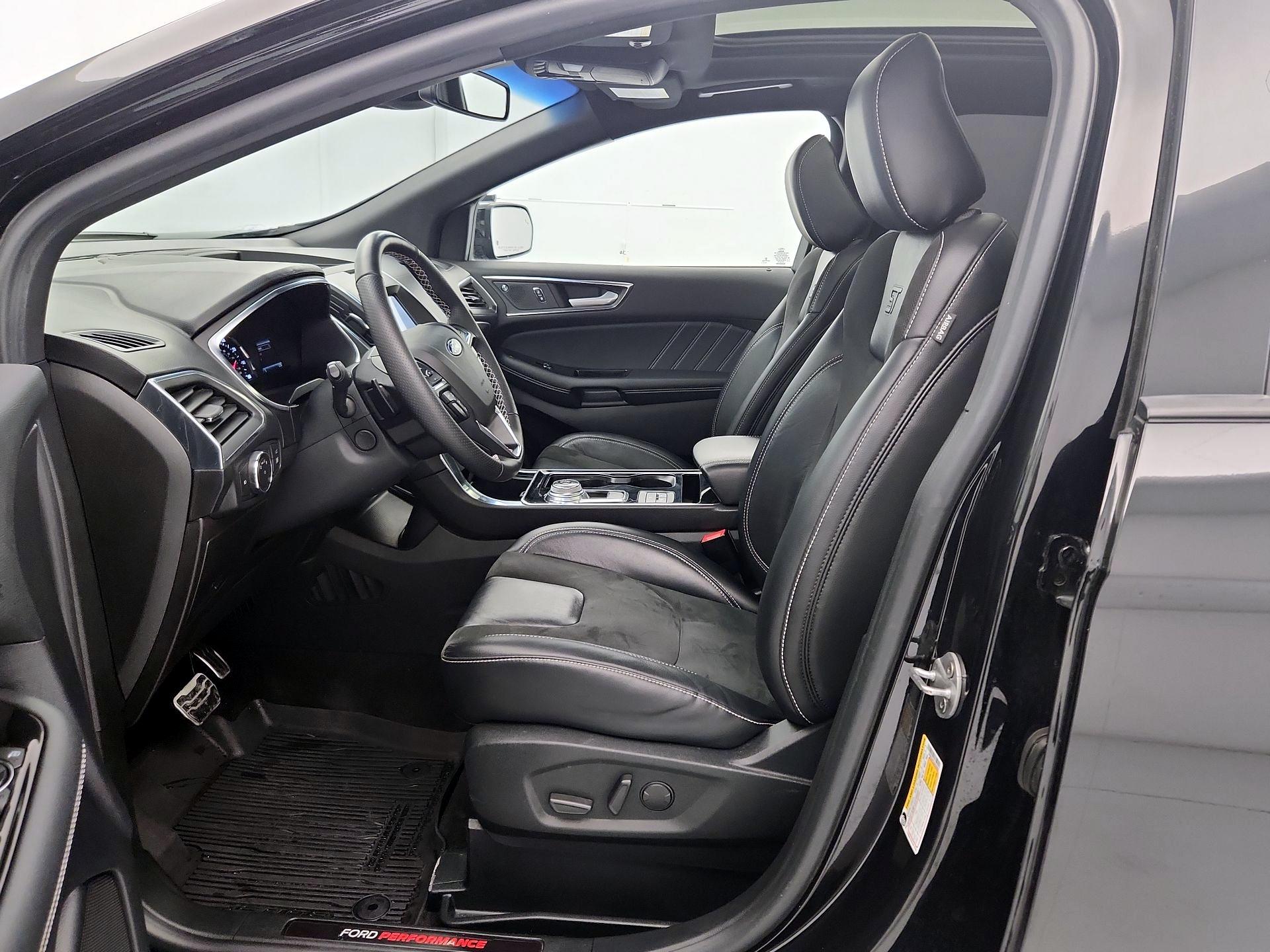 Thumbnail: 2020 Ford Edge - 11