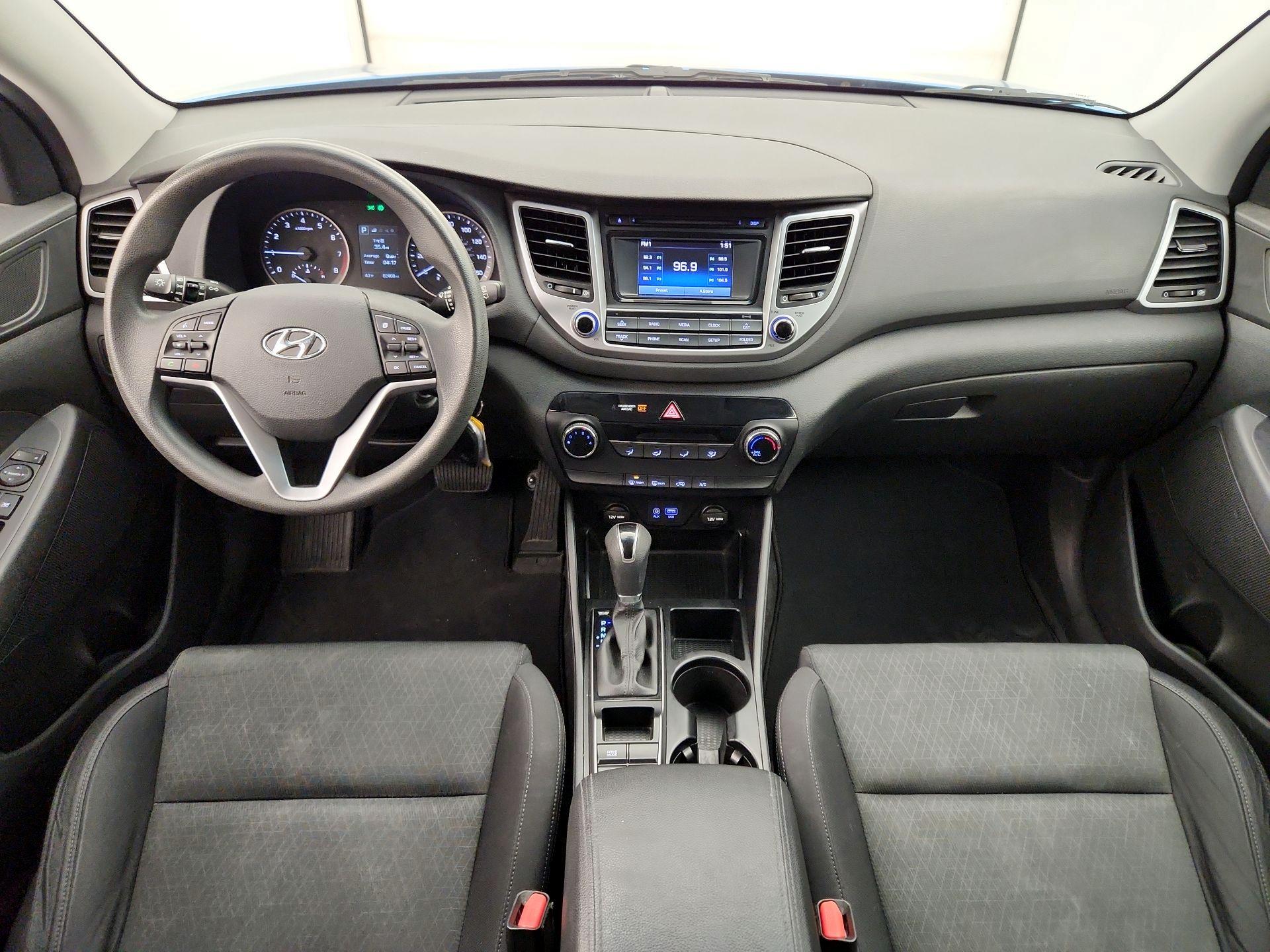 Thumbnail: 2016 Hyundai Tucson - 9