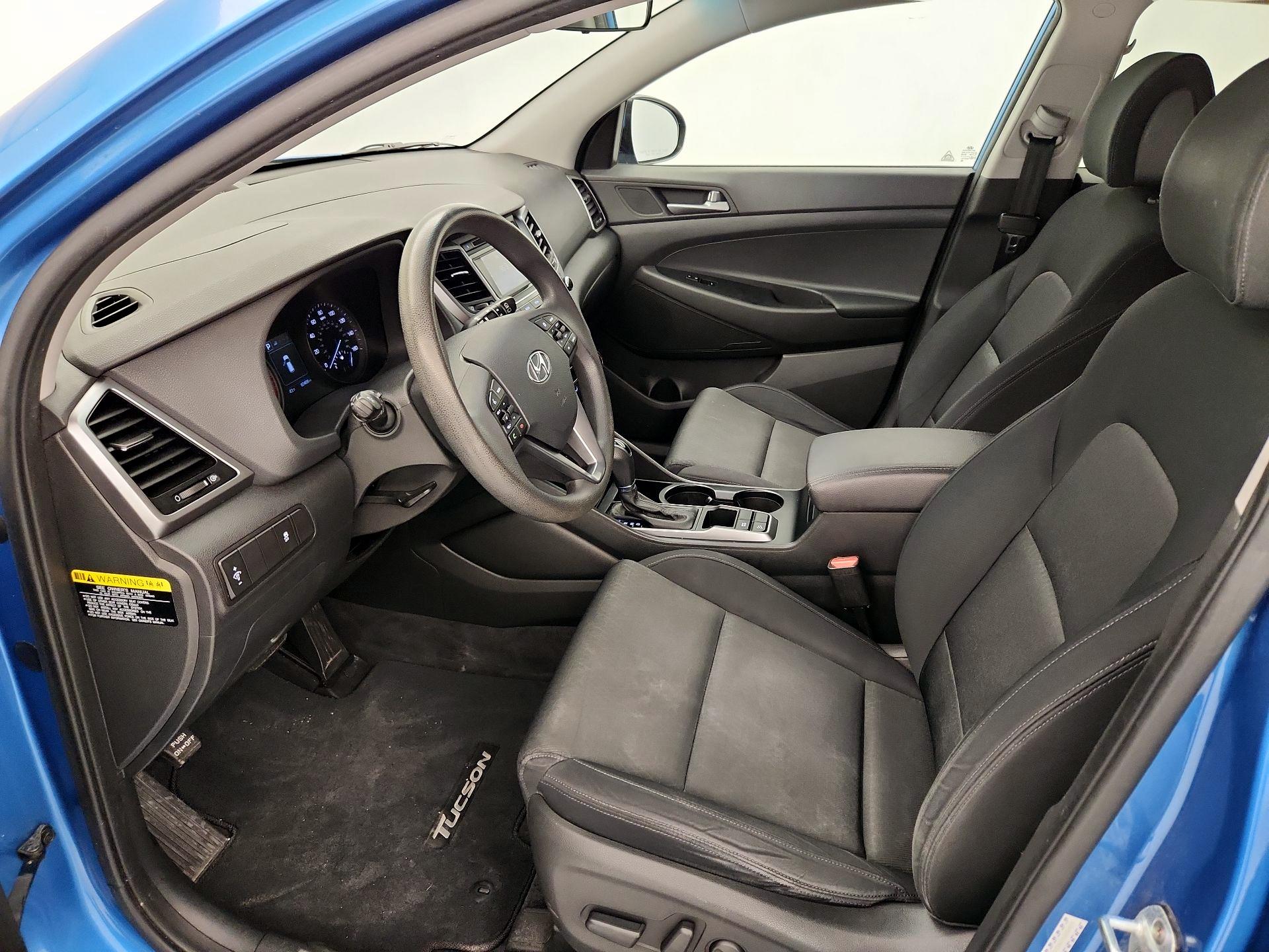 Thumbnail: 2016 Hyundai Tucson - 11