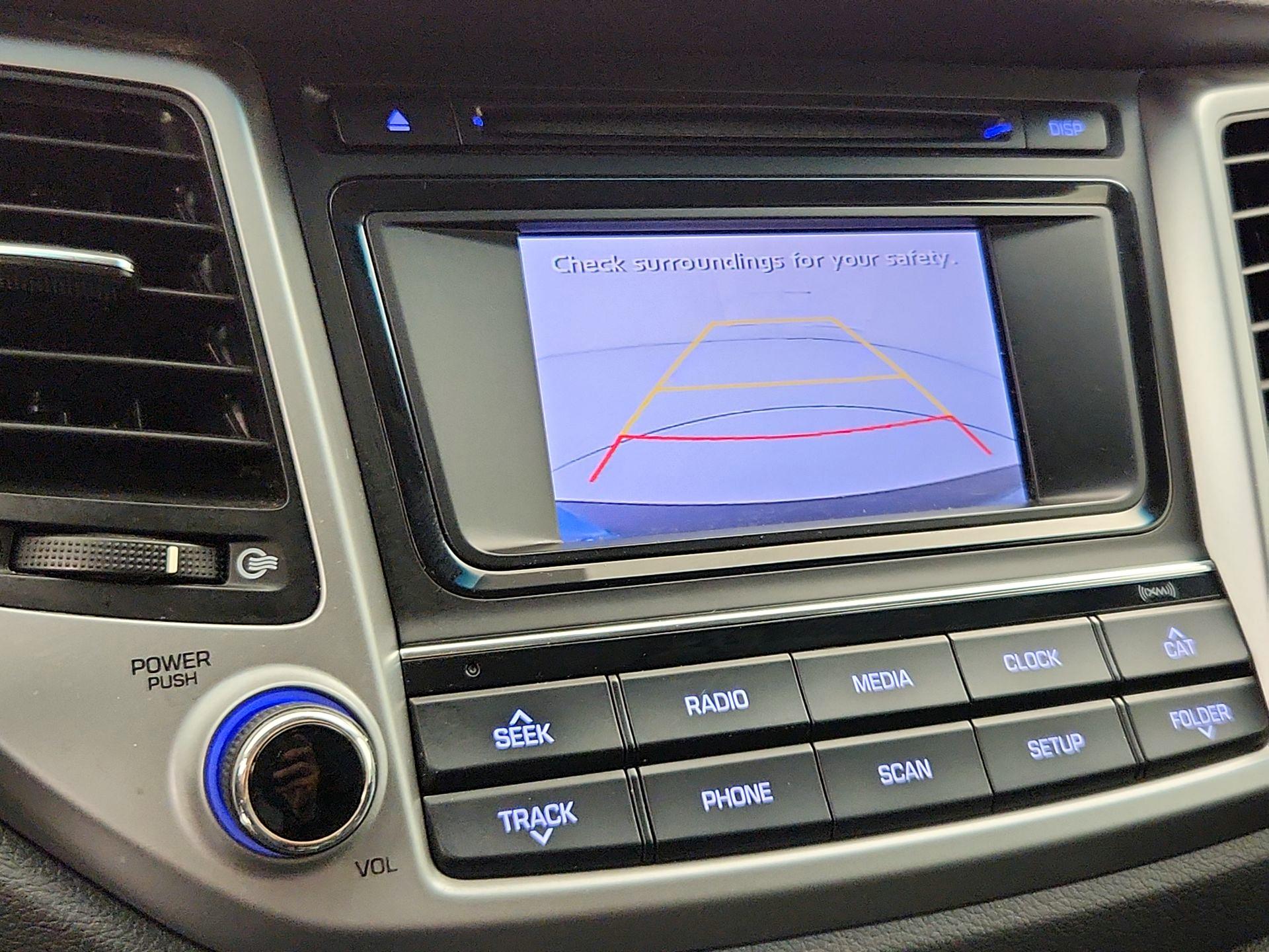 Thumbnail: 2016 Hyundai Tucson - 14