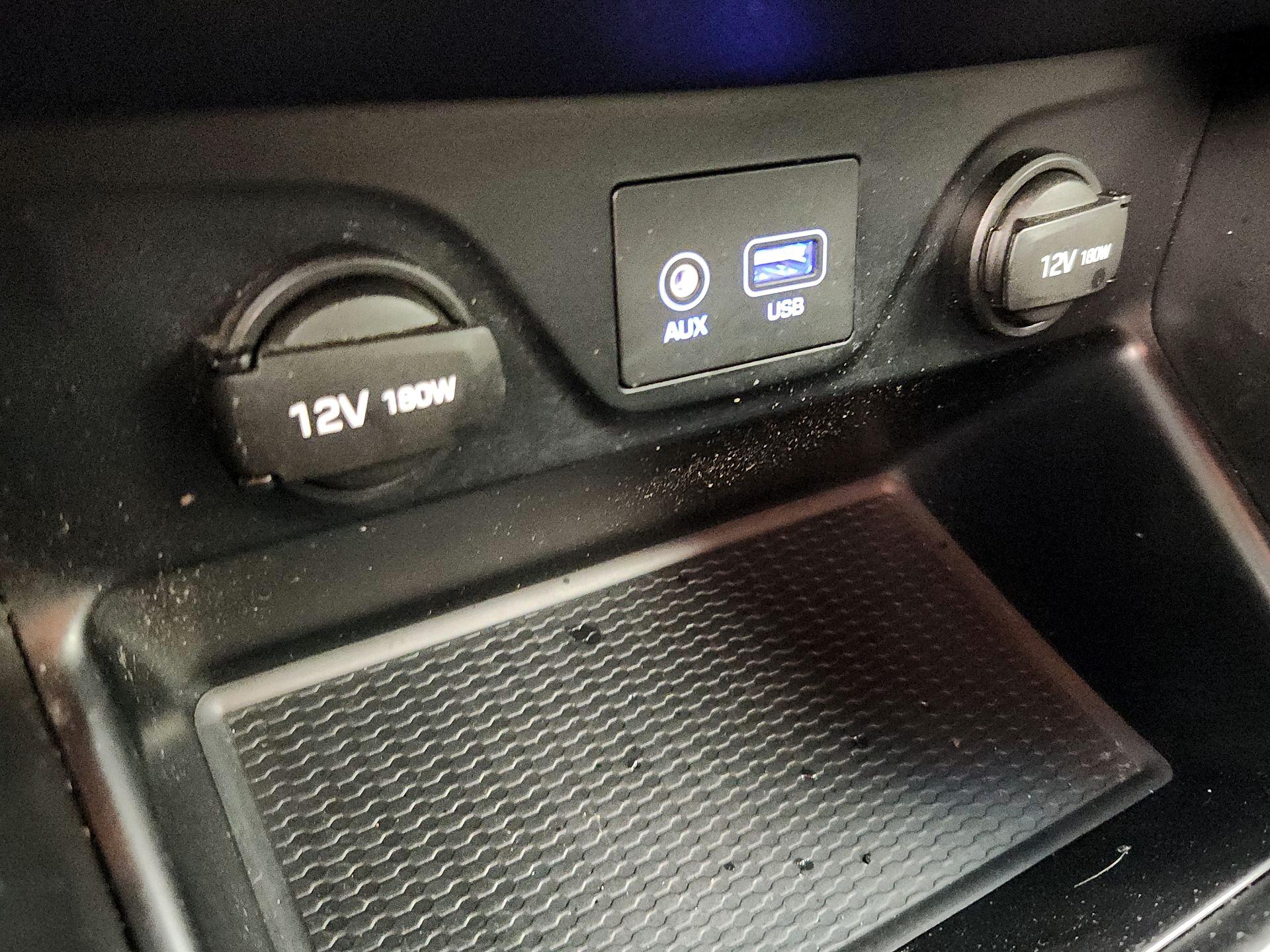 Thumbnail: 2016 Hyundai Tucson - 18