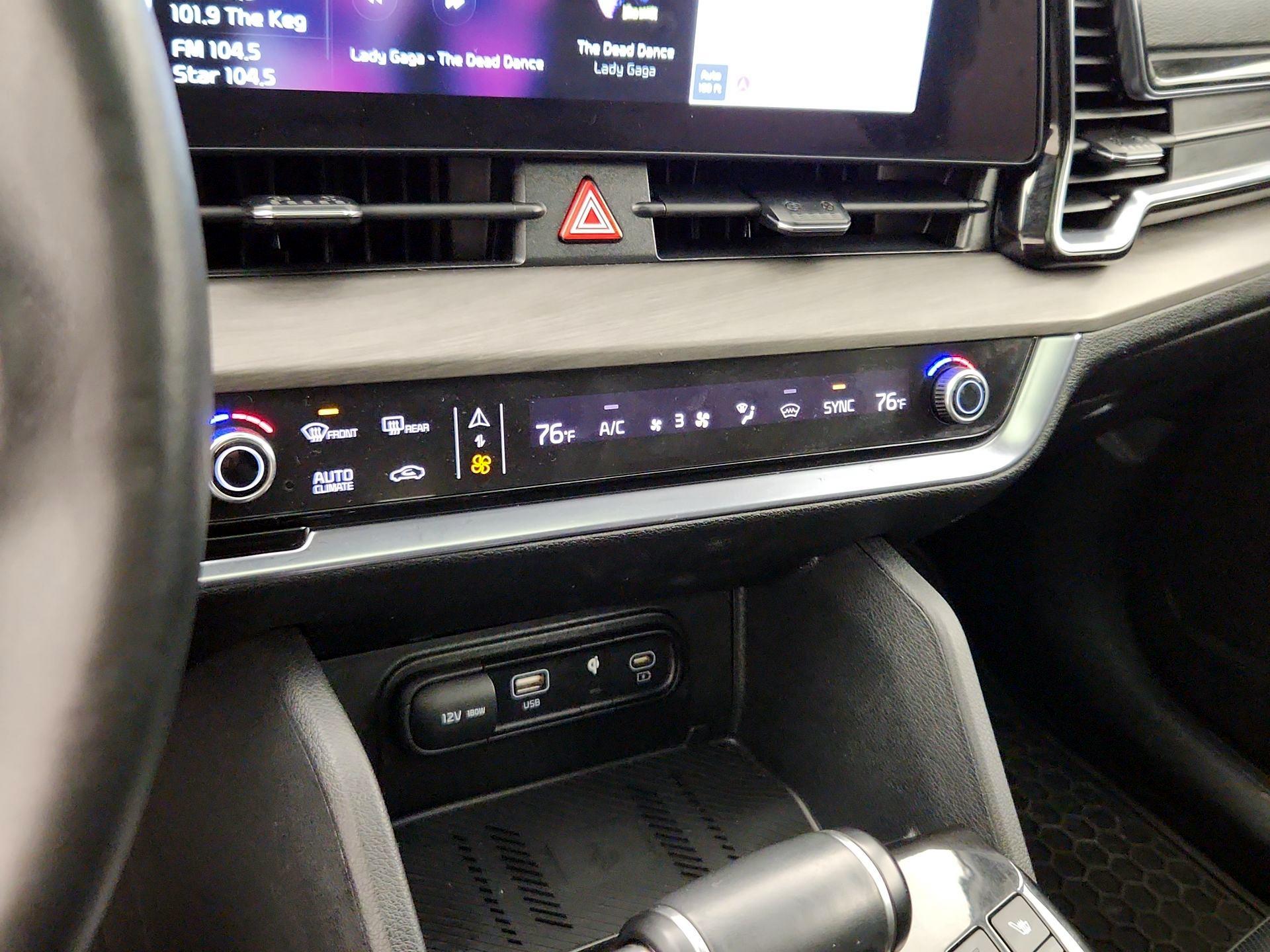 Thumbnail: 2023 Kia Sportage - 17