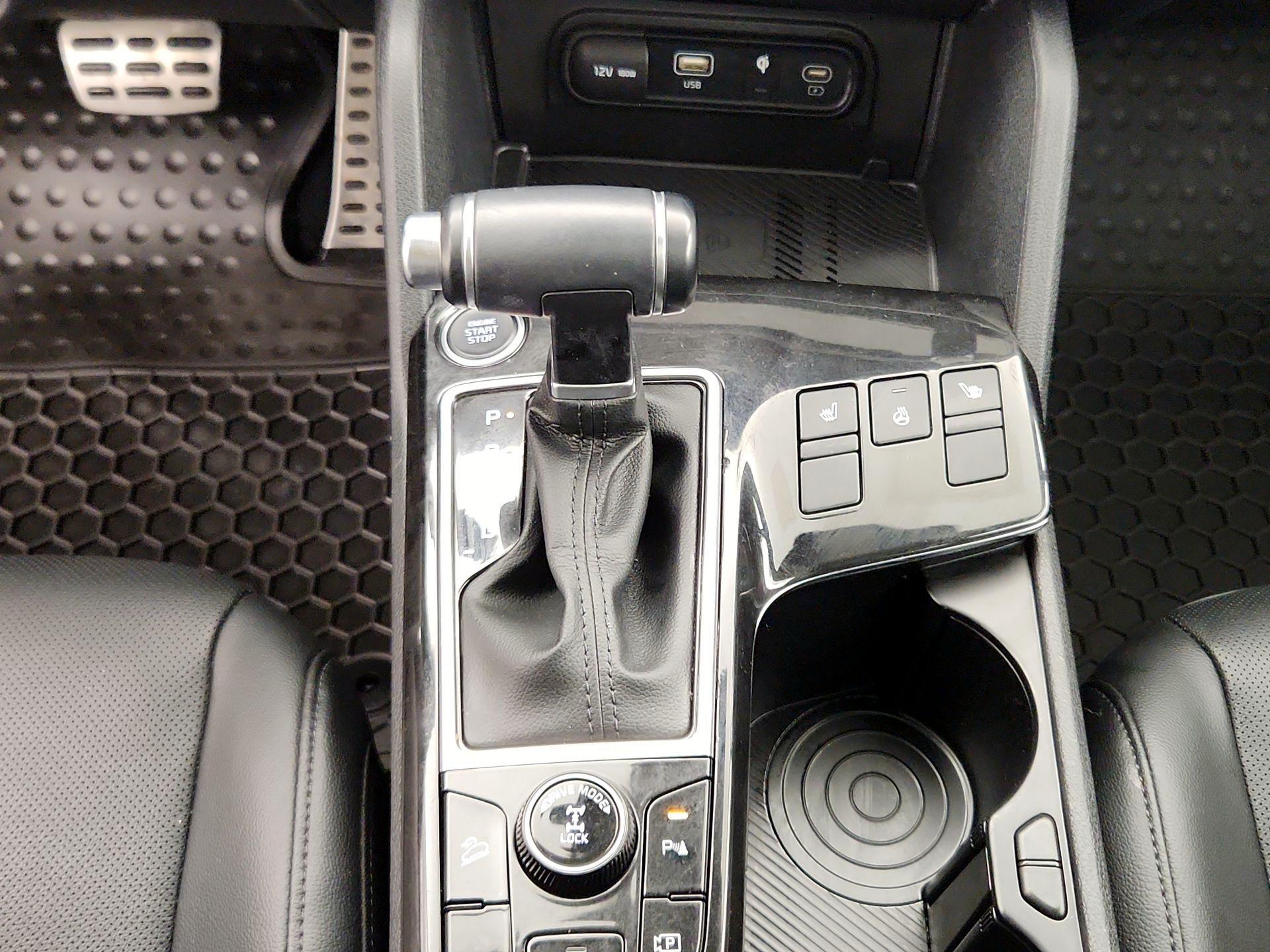 Thumbnail: 2023 Kia Sportage - 18