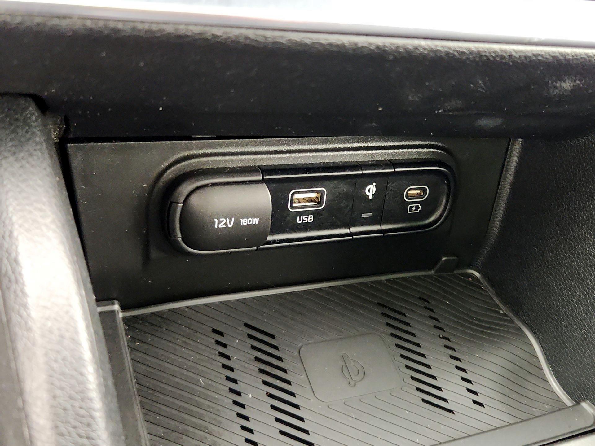 Thumbnail: 2023 Kia Sportage - 19