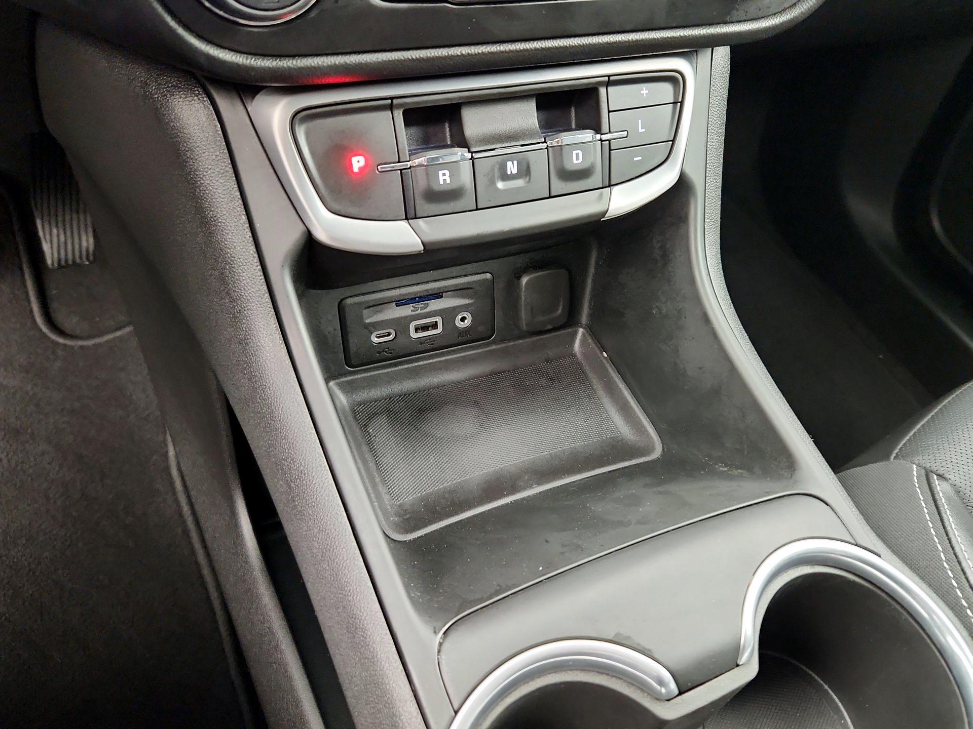 Thumbnail: 2022 GMC Terrain - 19