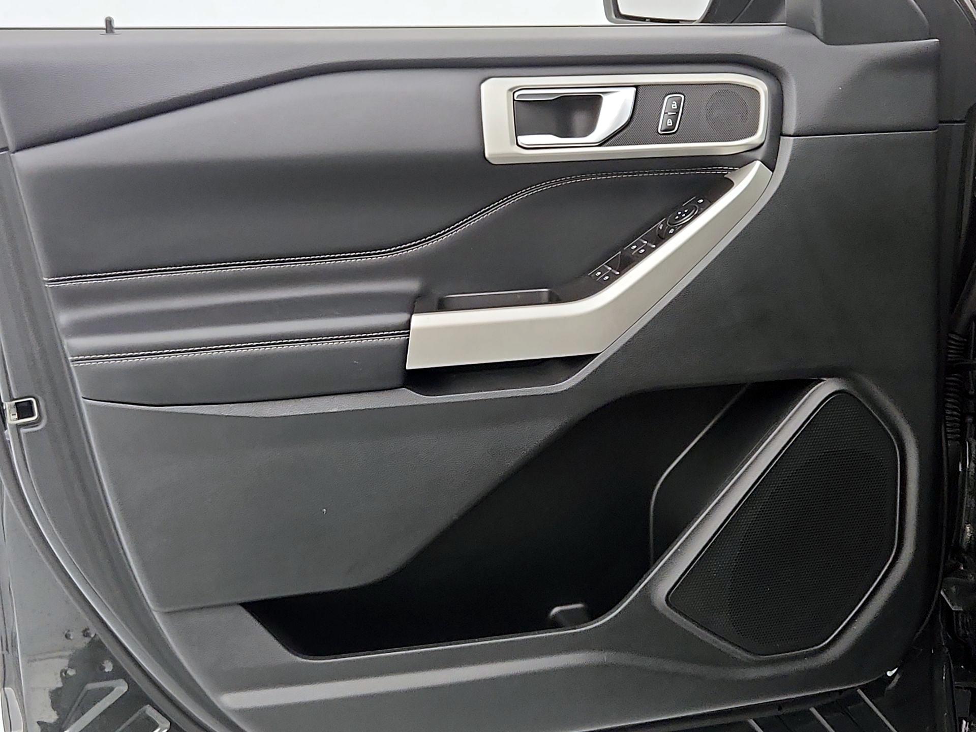 Thumbnail: 2022 Ford Explorer - 12