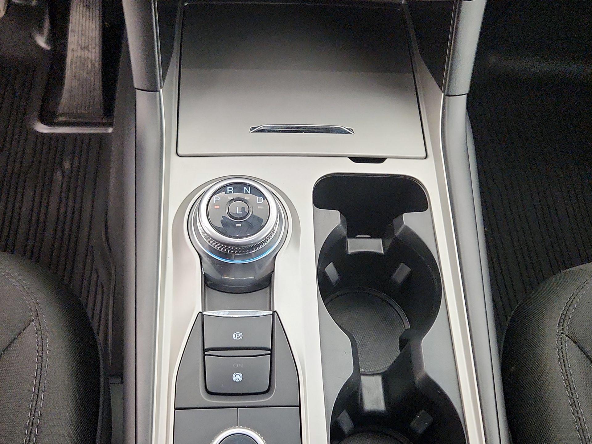 Thumbnail: 2022 Ford Explorer - 17