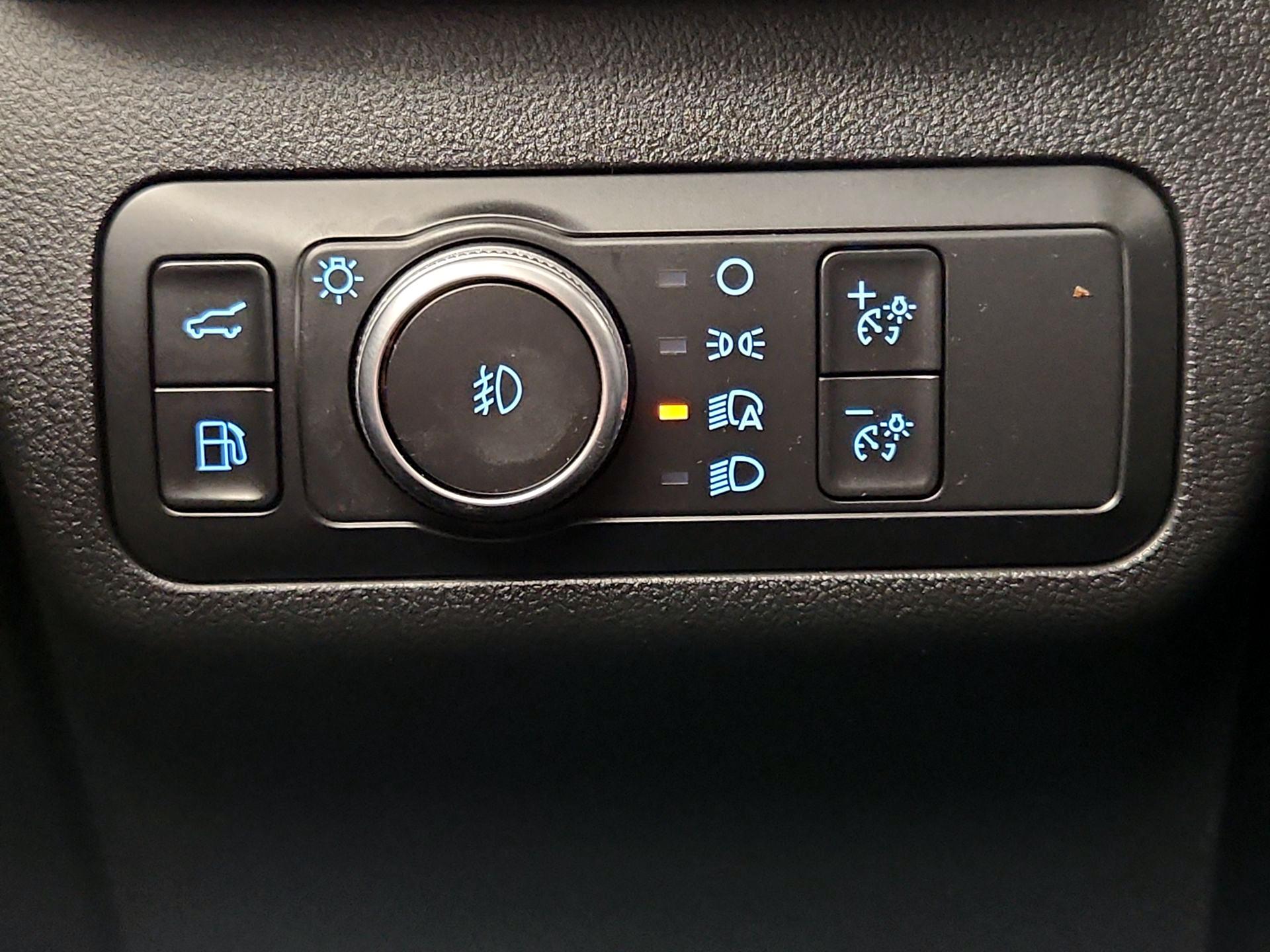 Thumbnail: 2022 Ford Escape - 13