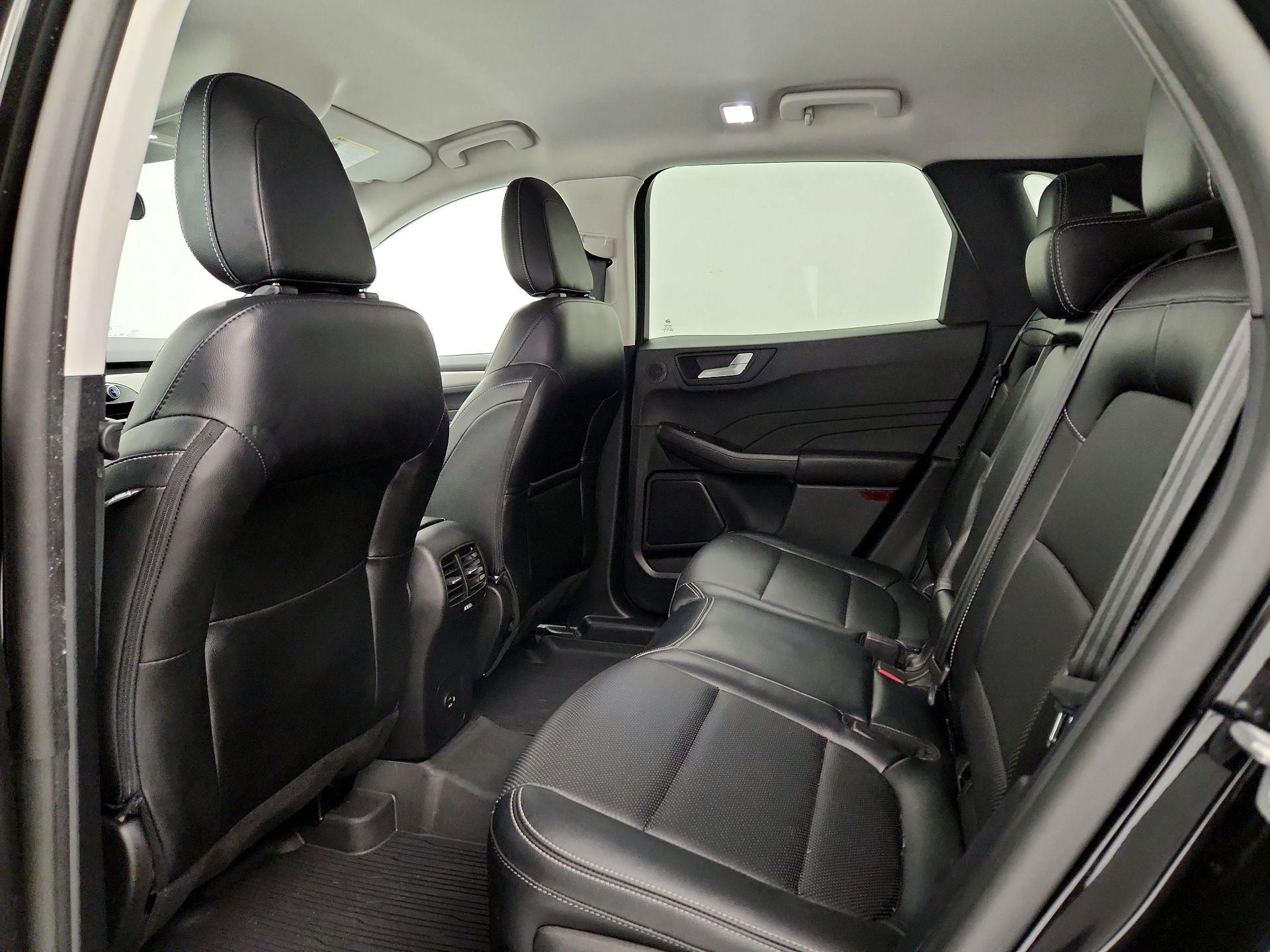 Thumbnail: 2022 Ford Escape - 20