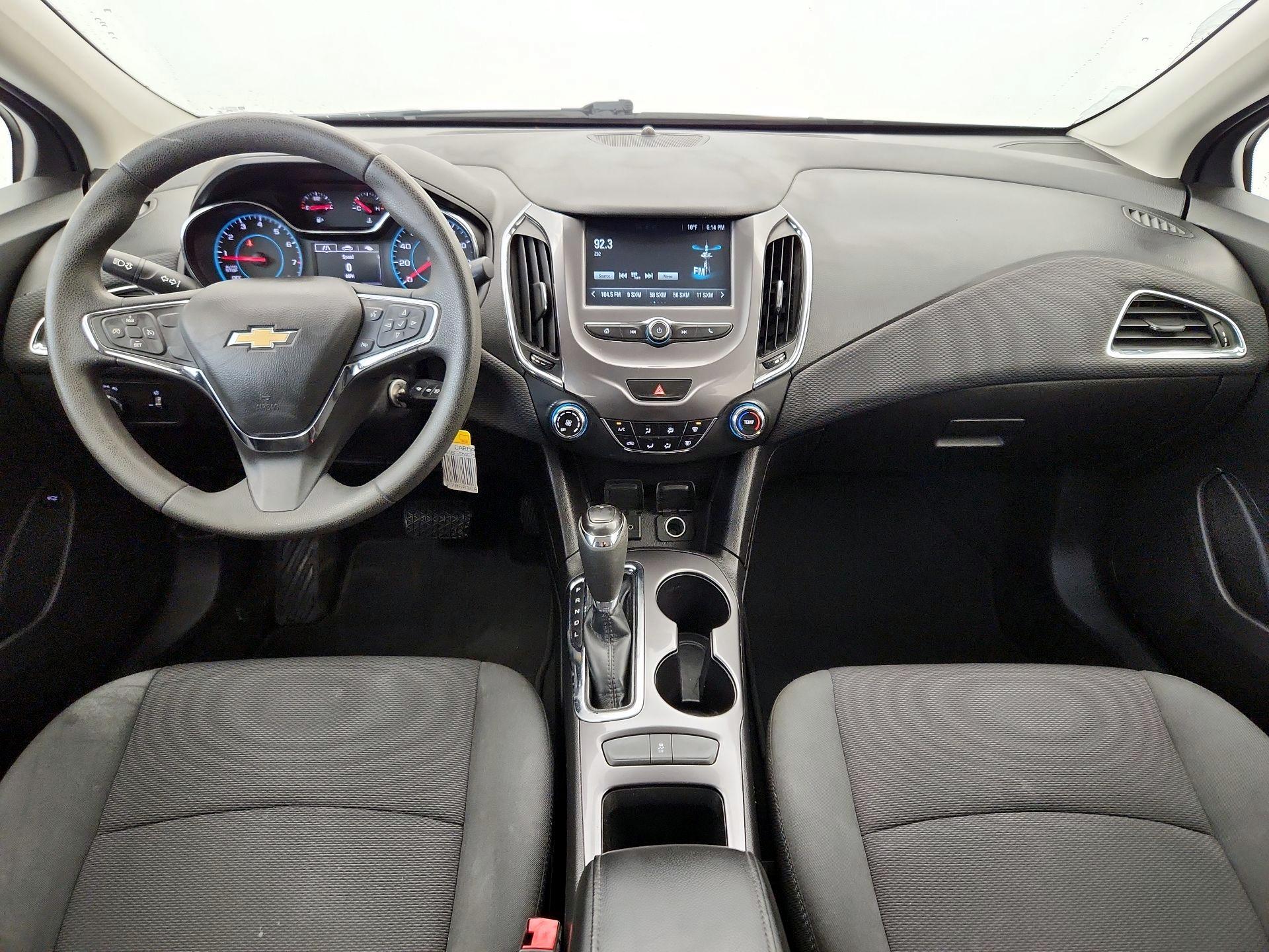 Thumbnail: 2016 Chevrolet Cruze - 9