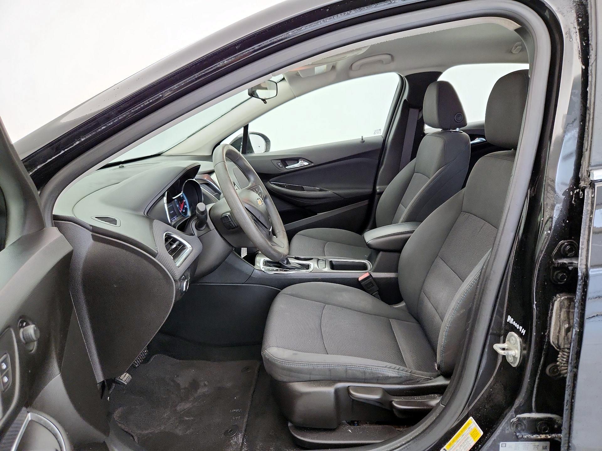 Thumbnail: 2016 Chevrolet Cruze - 11