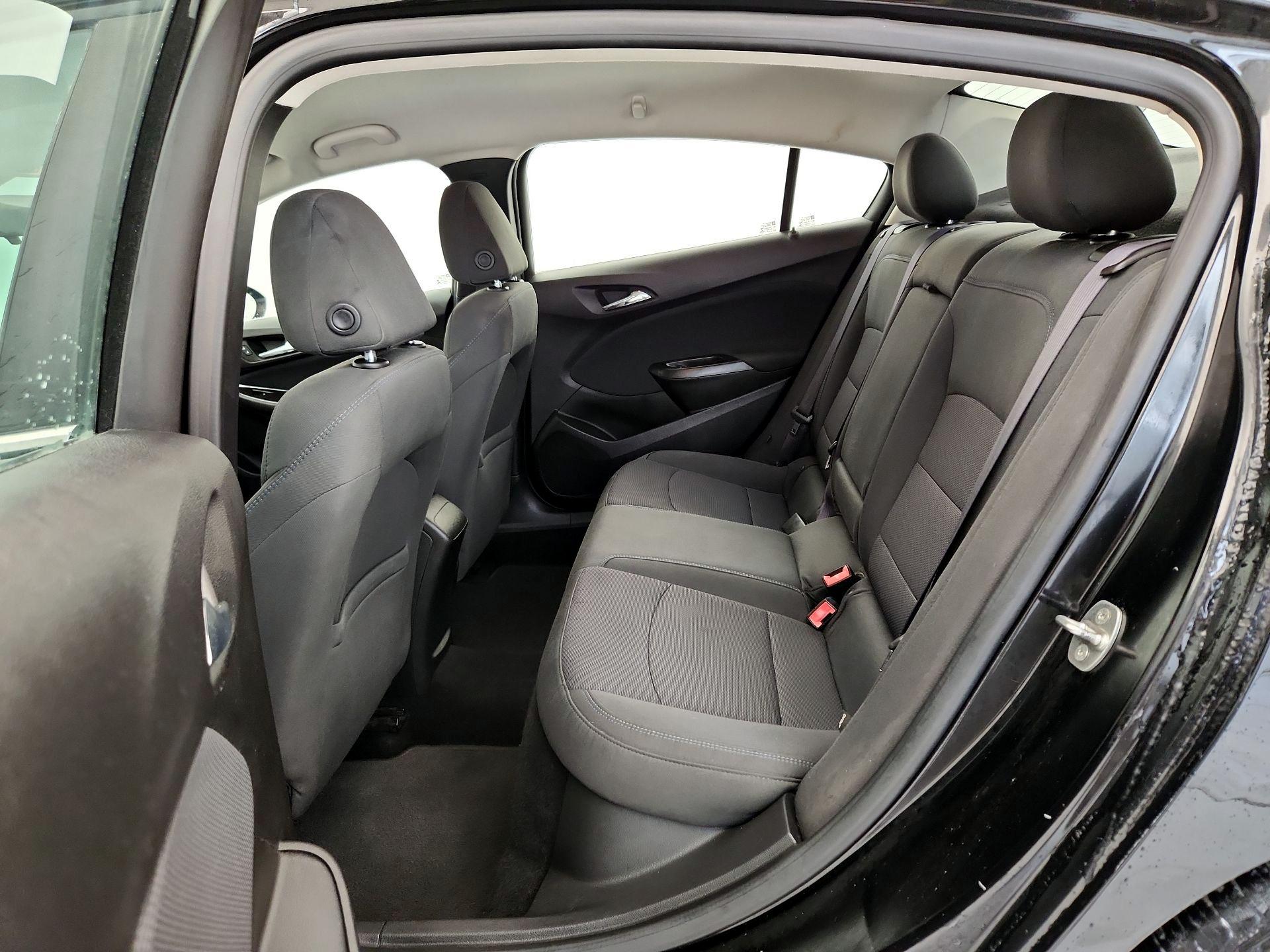 Thumbnail: 2016 Chevrolet Cruze - 19