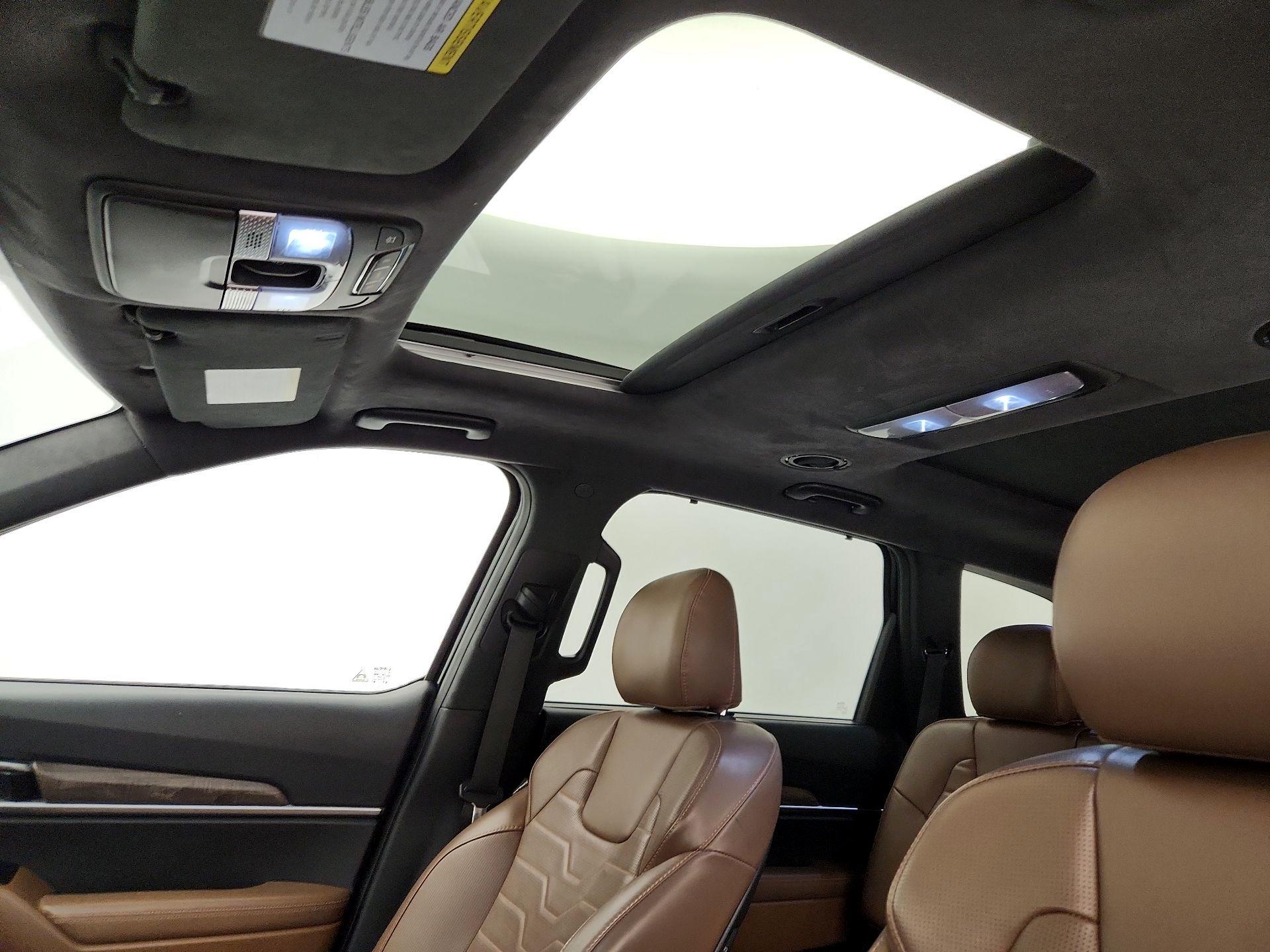 Thumbnail: 2020 Kia Telluride - 20