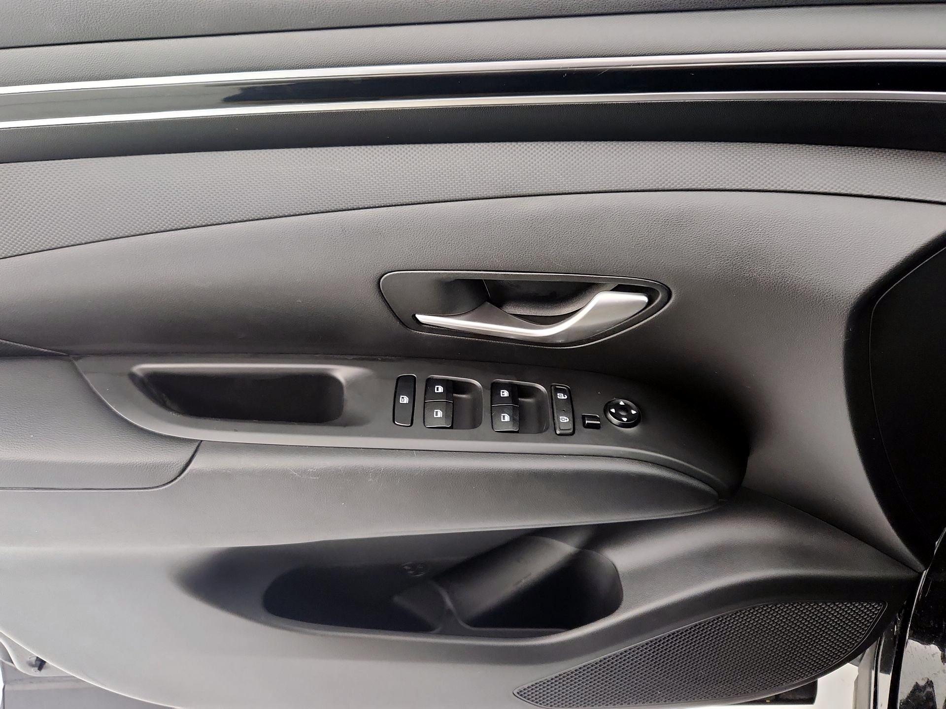 Thumbnail: 2022 Hyundai Tucson - 12