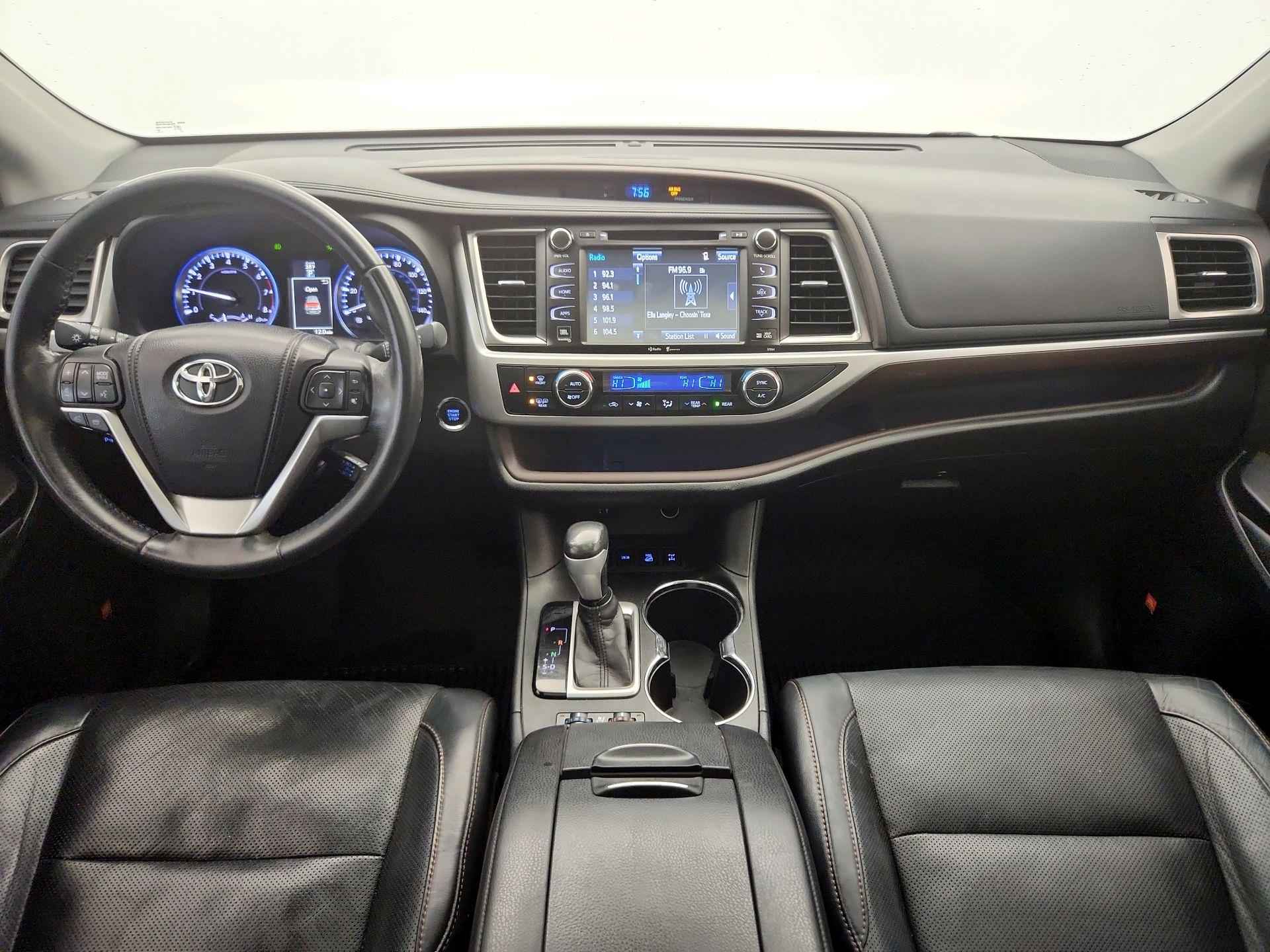 Thumbnail: 2014 Toyota Highlander - 9