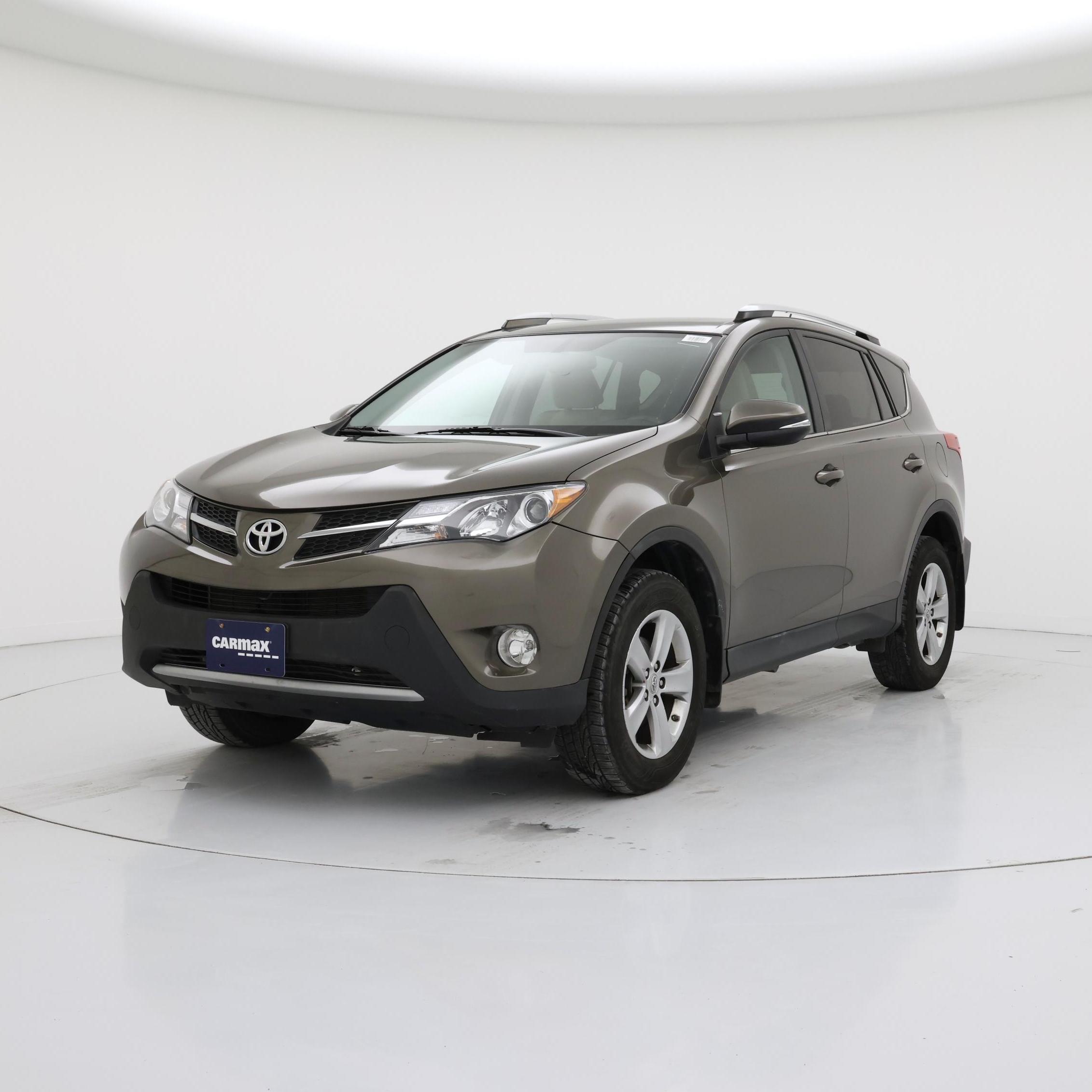 Thumbnail: 2015 Toyota RAV4 - 4