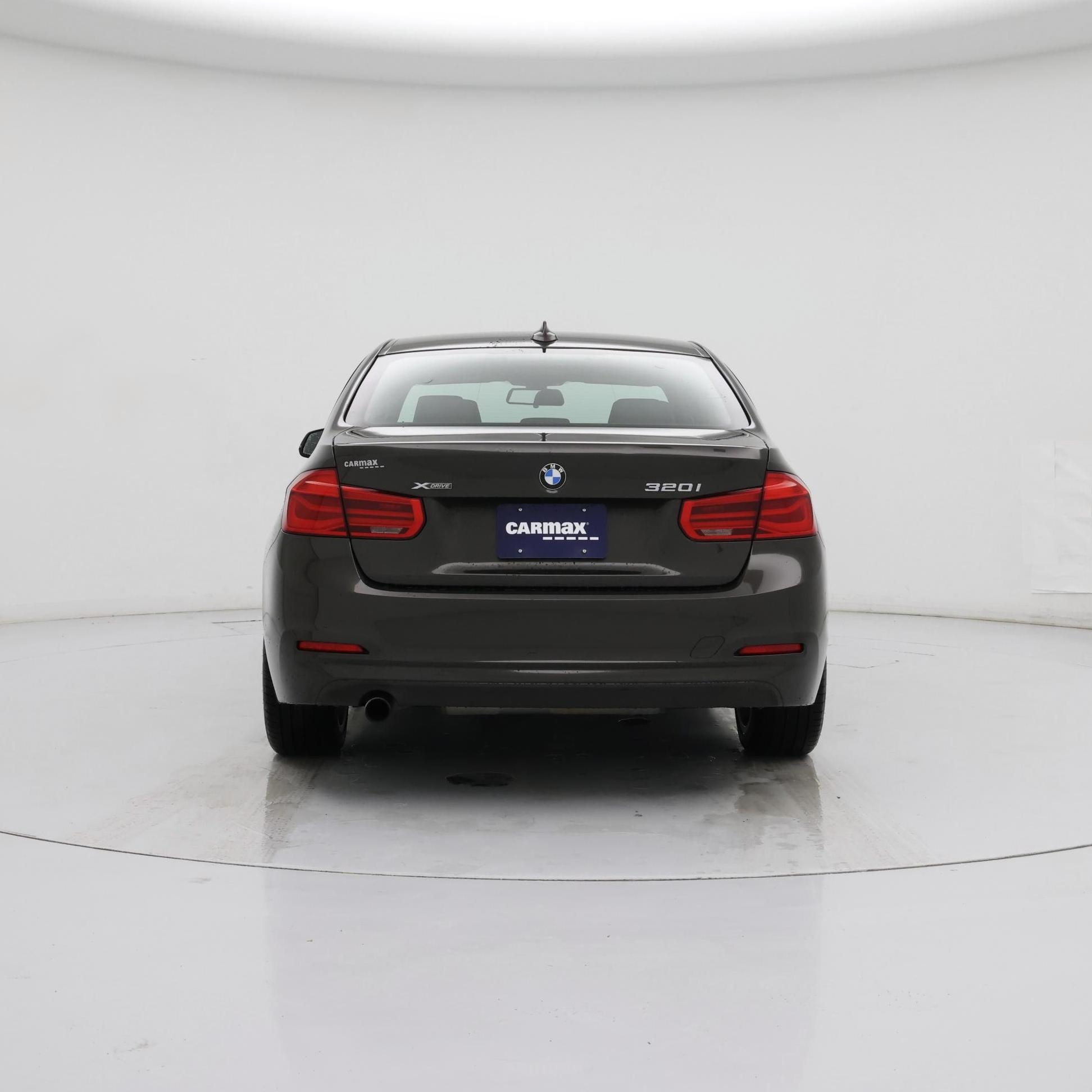 Thumbnail: 2016 BMW 3 Series - 6