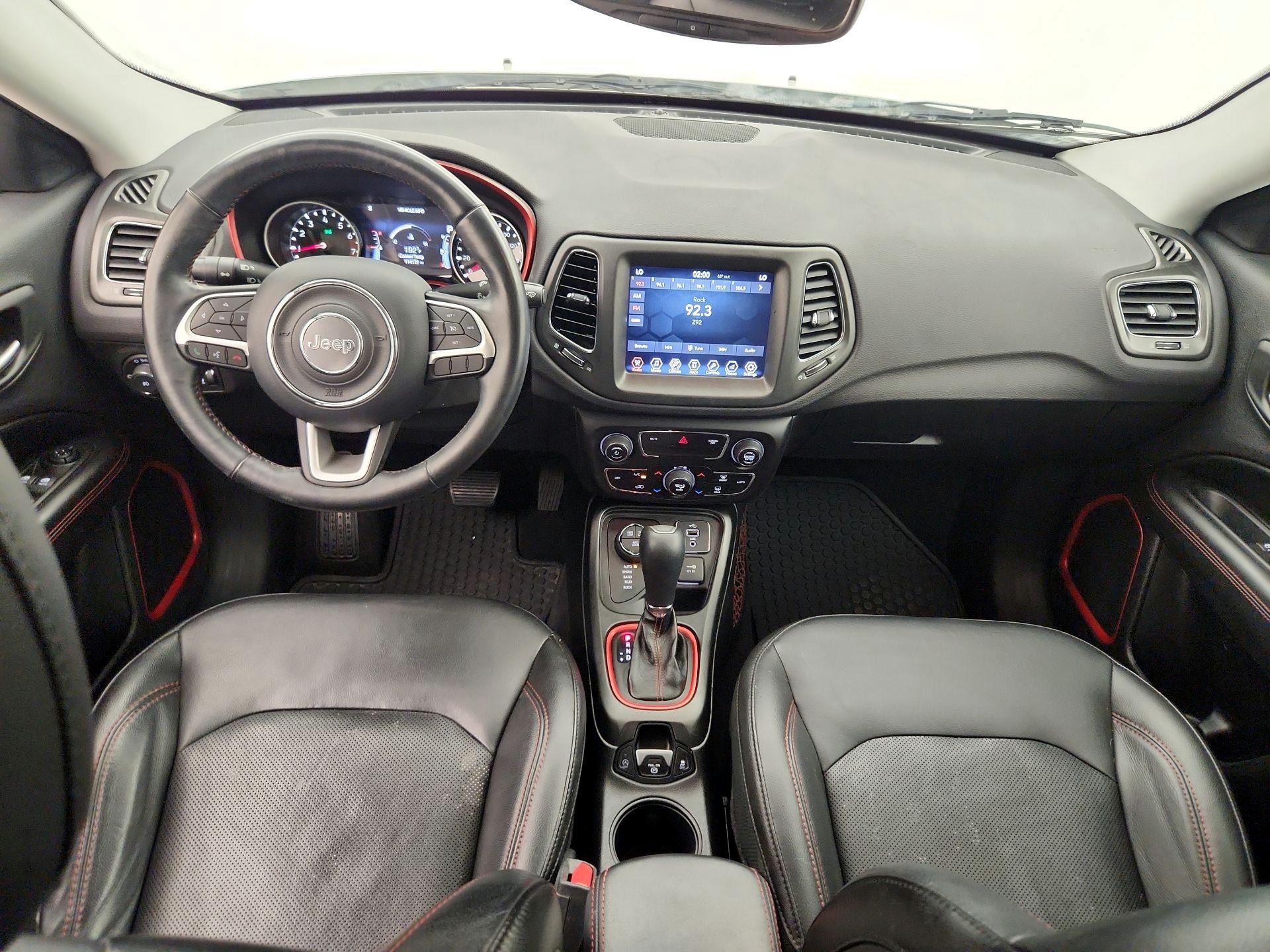 Thumbnail: 2018 Jeep Compass - 9