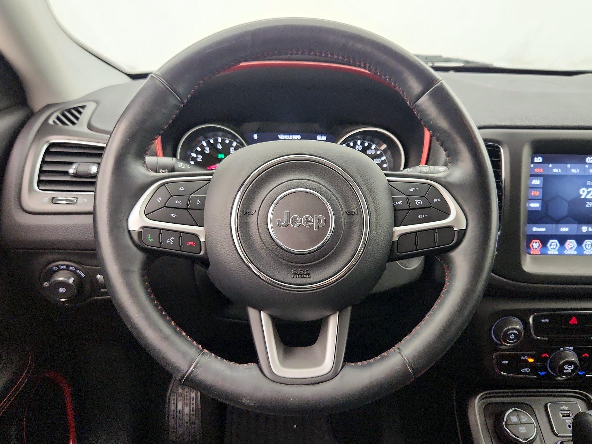 Thumbnail: 2018 Jeep Compass - 10