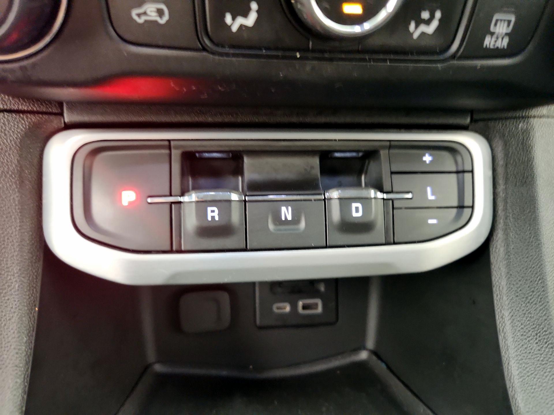 Thumbnail: 2020 GMC Acadia - 18